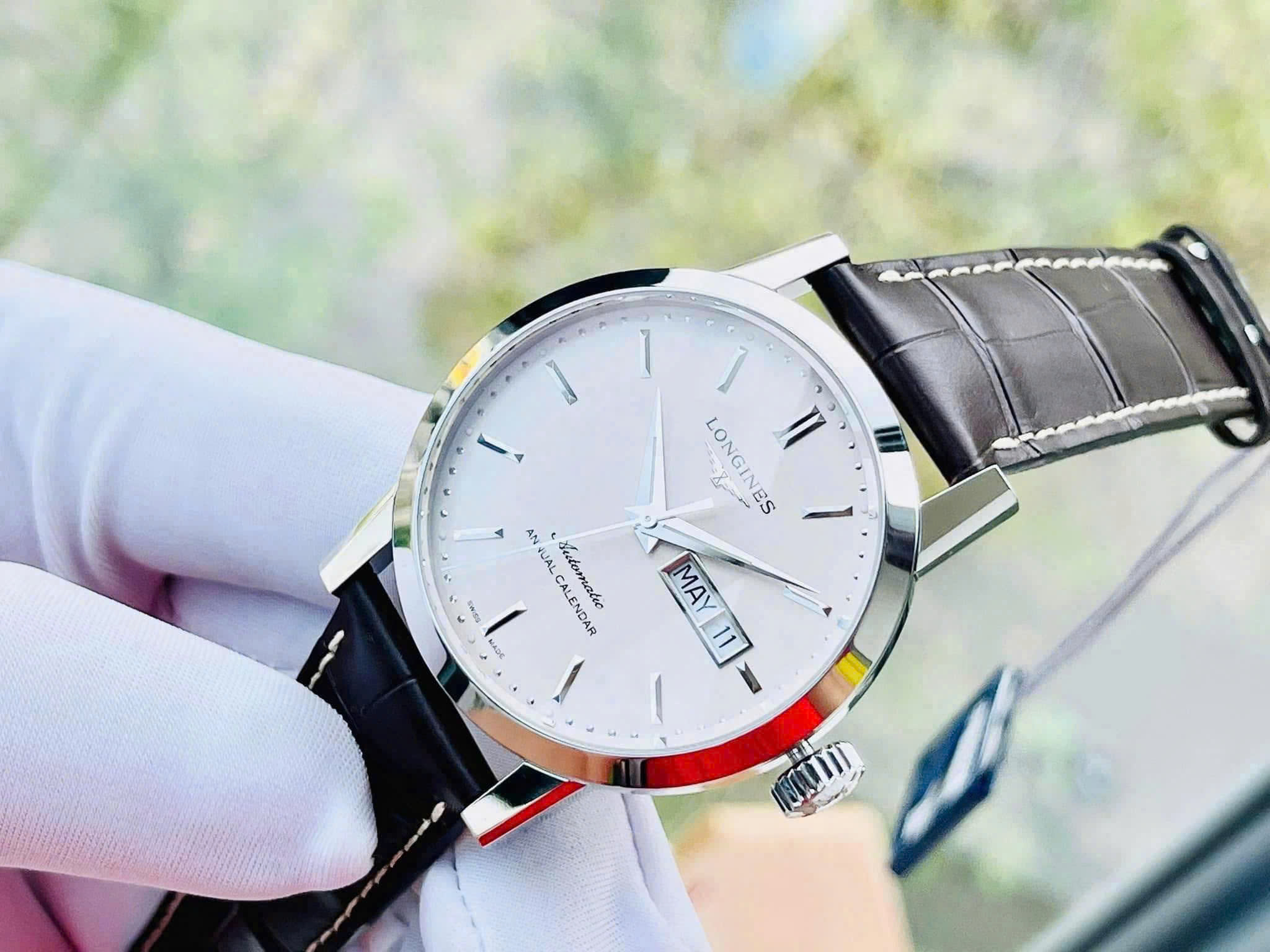 Longines 1832 Annual Calendar L4.827.4.92.2 – Cỗ Máy Lịch Thường Niên Đỉnh Cao Của Nghệ Thuật Đồng Hồ Thụy Sĩ