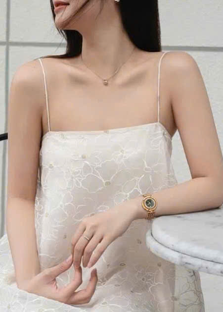 Đồng hồ Versace Eon – Biểu tượng đẳng cấp từ nhà mốt Ý