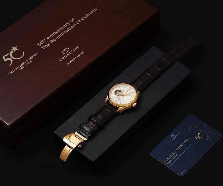 Đồng hồ ORIENT STAR RE-AT0018S00B – PHIÊN BẢN KỶ NIỆM 50 NĂM THỐNG NHẤT VIỆT NAM