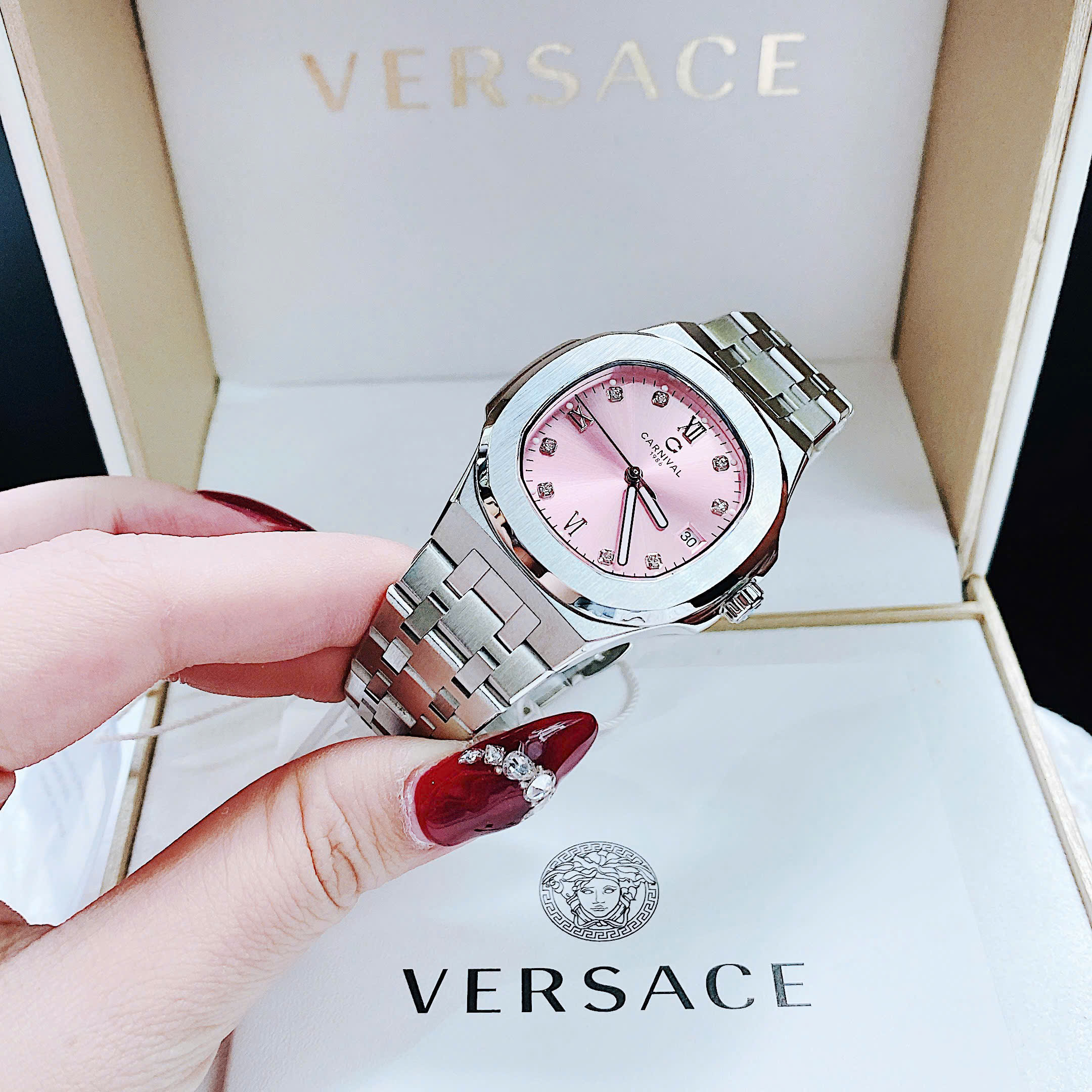 Carnival 8160L – Siêu phẩm đồng hồ nữ 2025 lấy cảm hứng từ Patek Philippe, sang trọng không kém tiền tỷ
