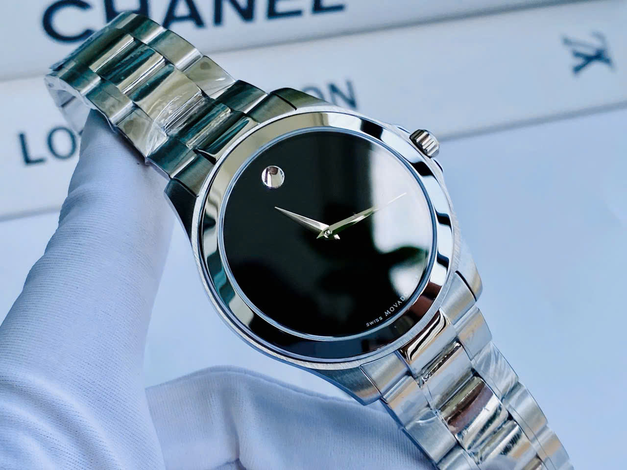 Đồng hồ Movado Junior Sport 0605746 Dành Cho Nam – Đẳng Cấp Tối Giản Làm Nên Tinh Hoa Thương Hiệu