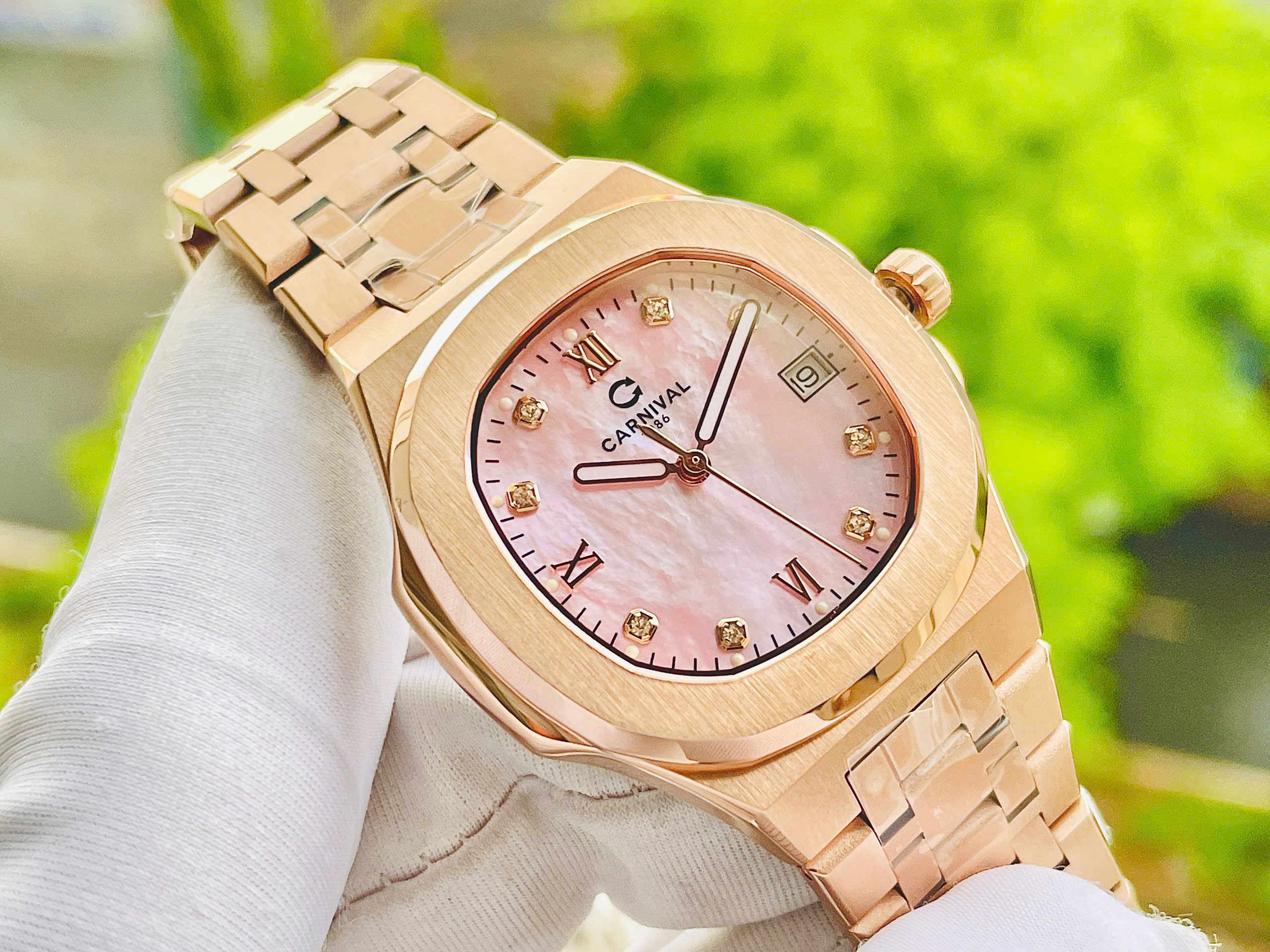 Carnival 8160L – Siêu phẩm đồng hồ nữ 2025 lấy cảm hứng từ Patek Philippe, sang trọng không kém tiền tỷ