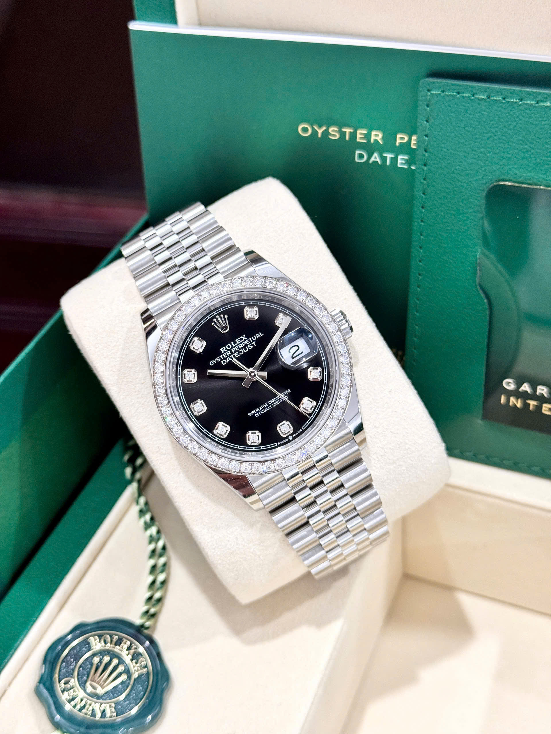 Bộ Sưu Tập Đồng Hồ Rolex Chính Hãng 100%, Giá Tốt có sẵn 12/2025