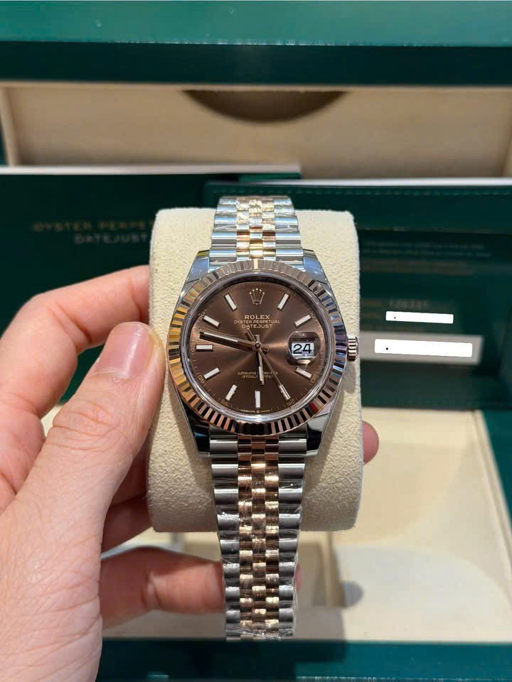 Bộ Sưu Tập Đồng Hồ Rolex Chính Hãng 100%, Giá Tốt có sẵn 12/2025