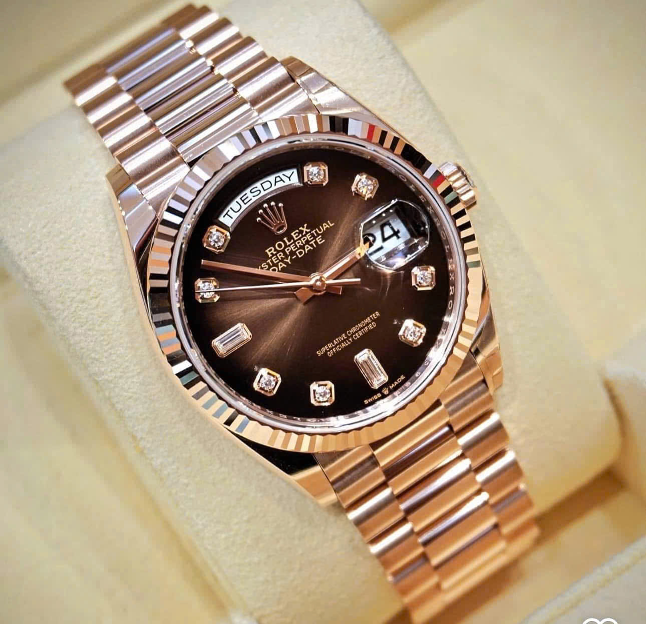 Bộ Sưu Tập Đồng Hồ Rolex Chính Hãng 100%, Giá Tốt có sẵn 12/2025