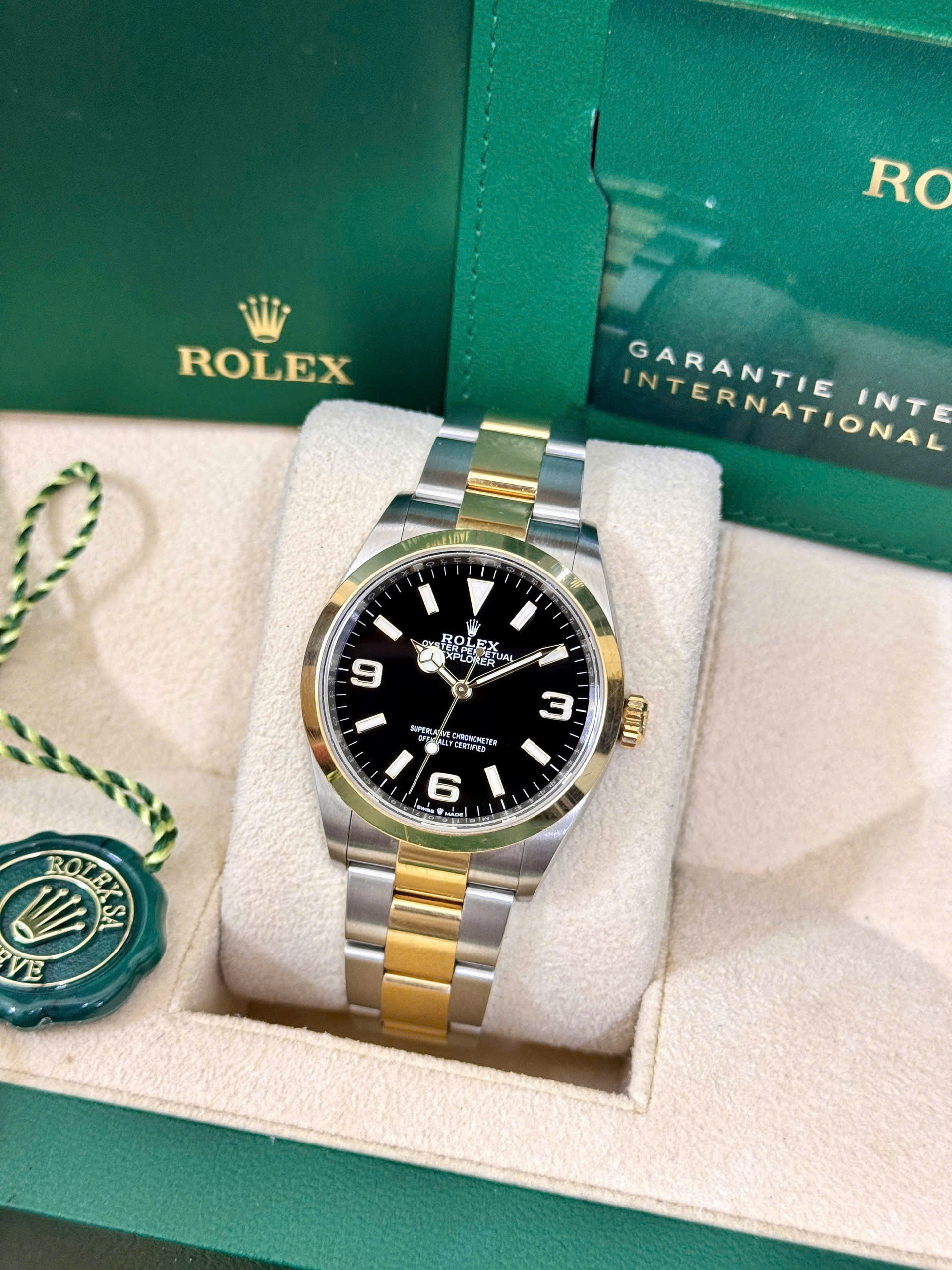 Bộ Sưu Tập Đồng Hồ Rolex Chính Hãng 100%, Giá Tốt có sẵn 12/2025