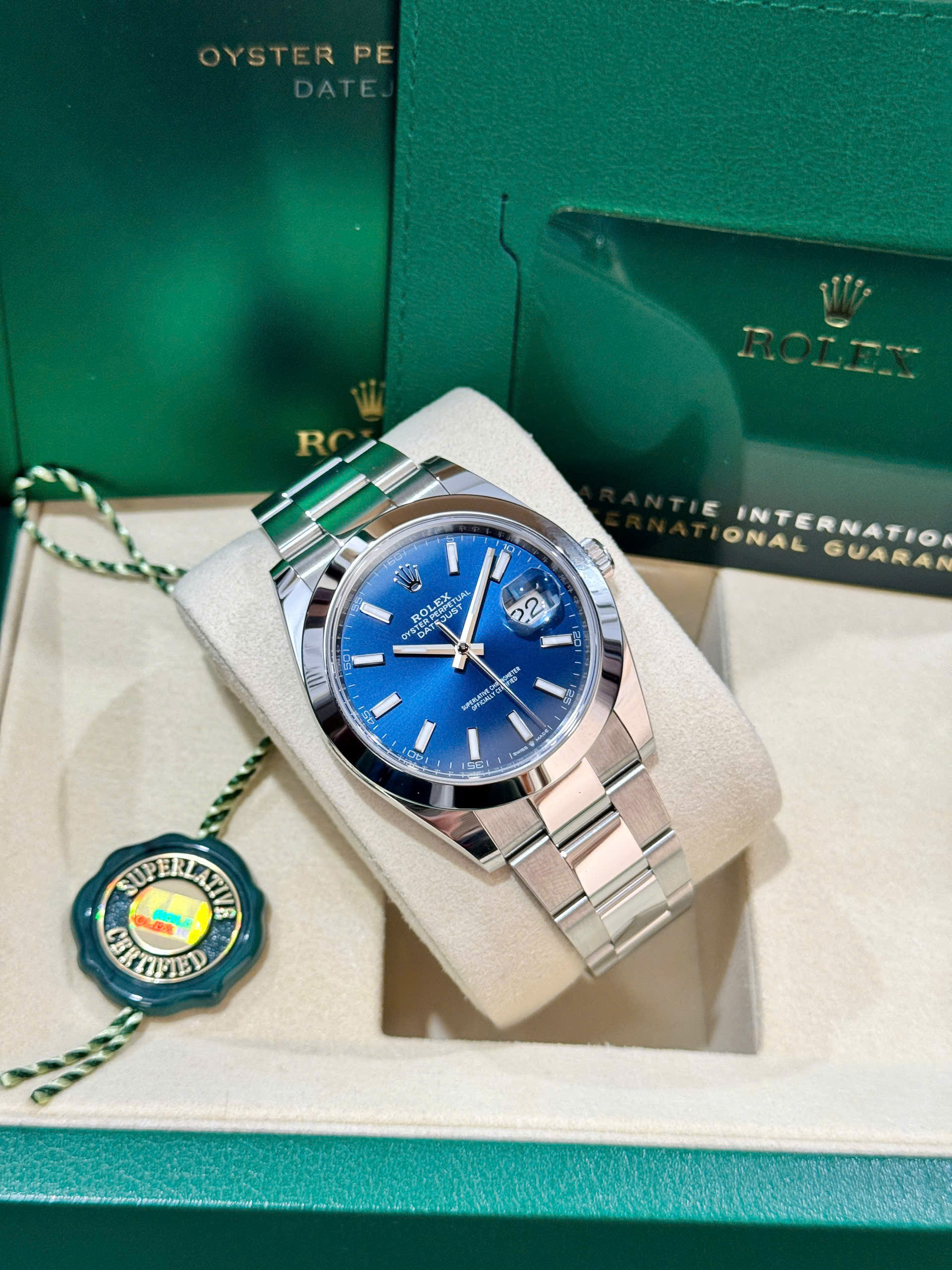 Bộ Sưu Tập Đồng Hồ Rolex Chính Hãng 100%, Giá Tốt có sẵn 12/2025