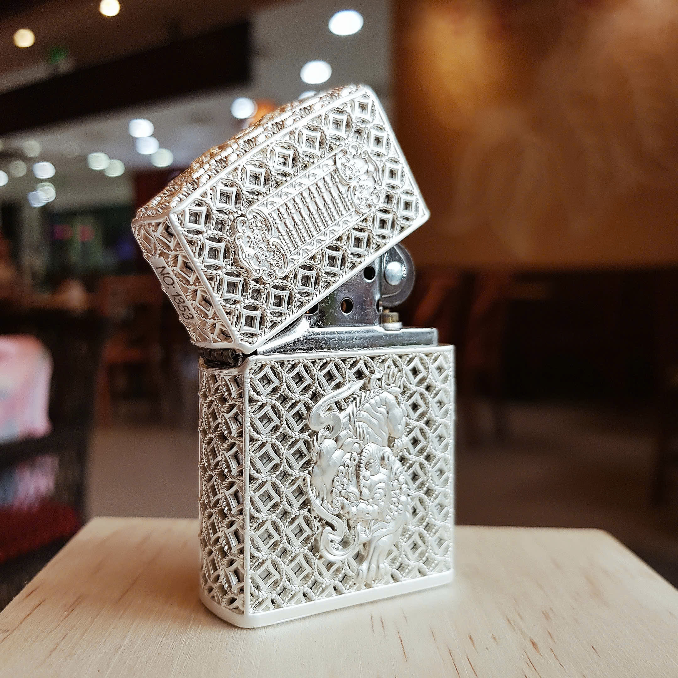 BẬT LỬA ZIPPO KỲ LÂN PHIÊN BẢN GIỚI HẠN 2025 – BIỂU TƯỢNG QUYỀN QUÝ CỦA PHƯƠNG ĐÔNG