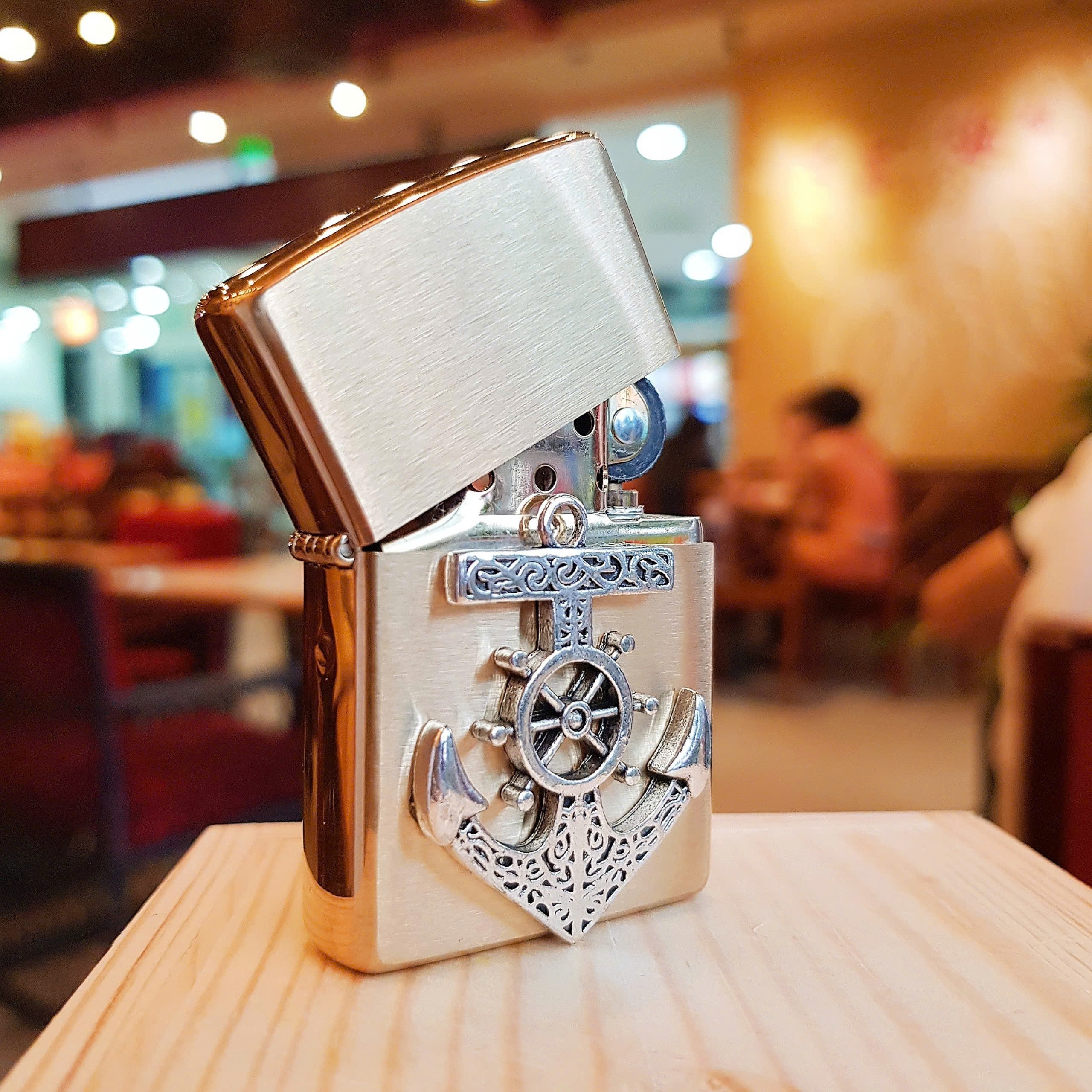 Bật Lửa Zippo 252BL079 Biểu tượng mỏ neo