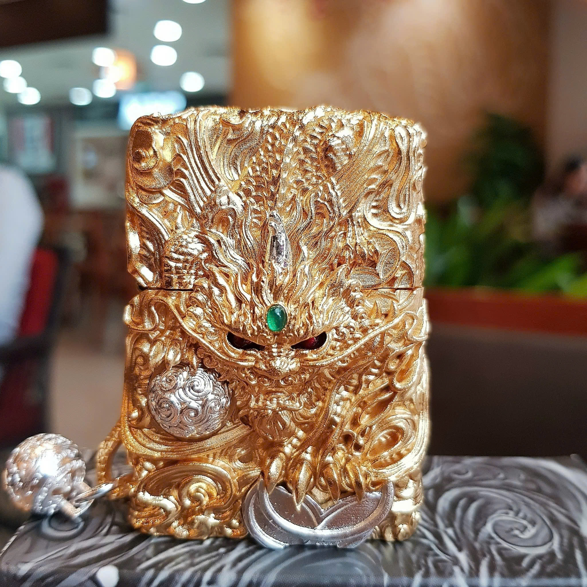 Bật lửa Zippo Kỳ Lân Kim Tiền – Siêu Phẩm Giới Hạn Dành Cho Người Sưu Tầm