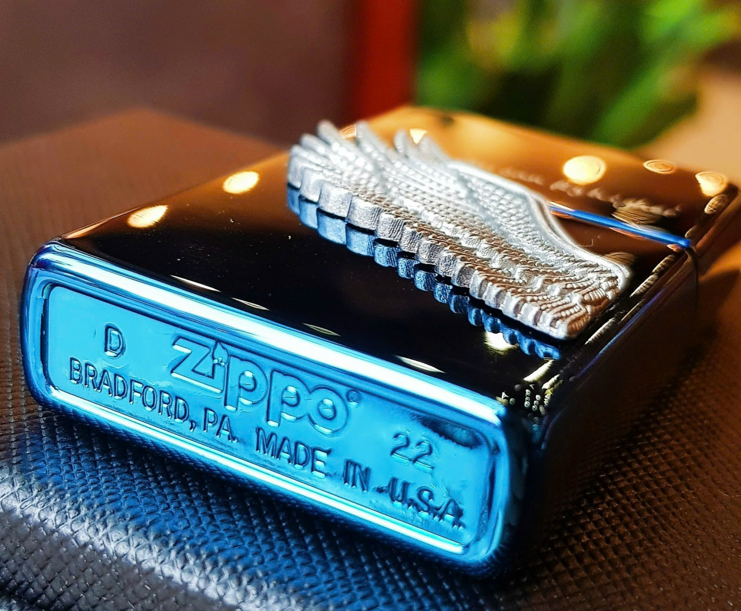 Bật lửa ZIPPO SWING PHIÊN BẢN MỚI NHẤT – BIỂU TƯỢNG CỦA TỰ DO VÀ THĂNG HOA
