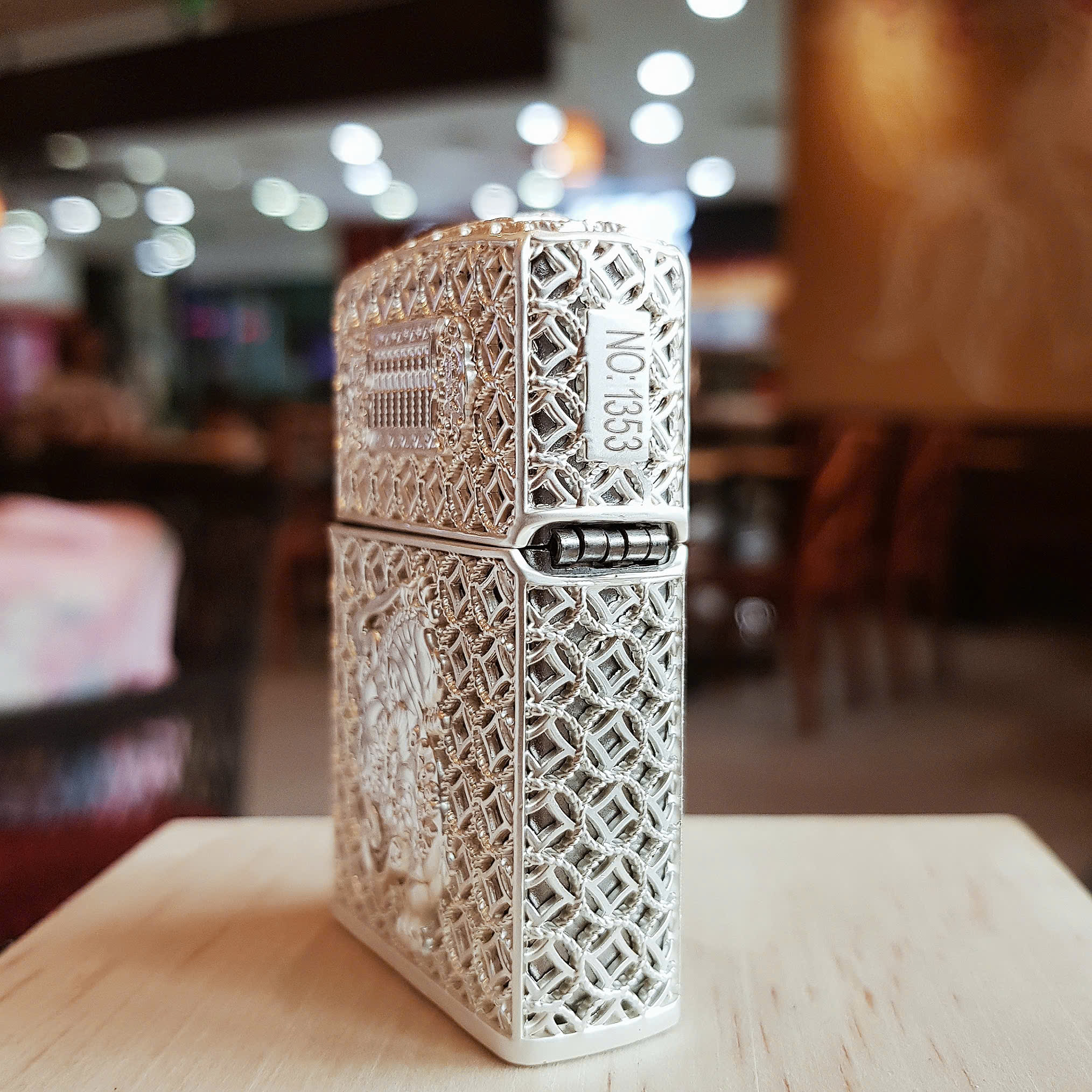 BẬT LỬA ZIPPO KỲ LÂN PHIÊN BẢN GIỚI HẠN 2025 – BIỂU TƯỢNG QUYỀN QUÝ CỦA PHƯƠNG ĐÔNG