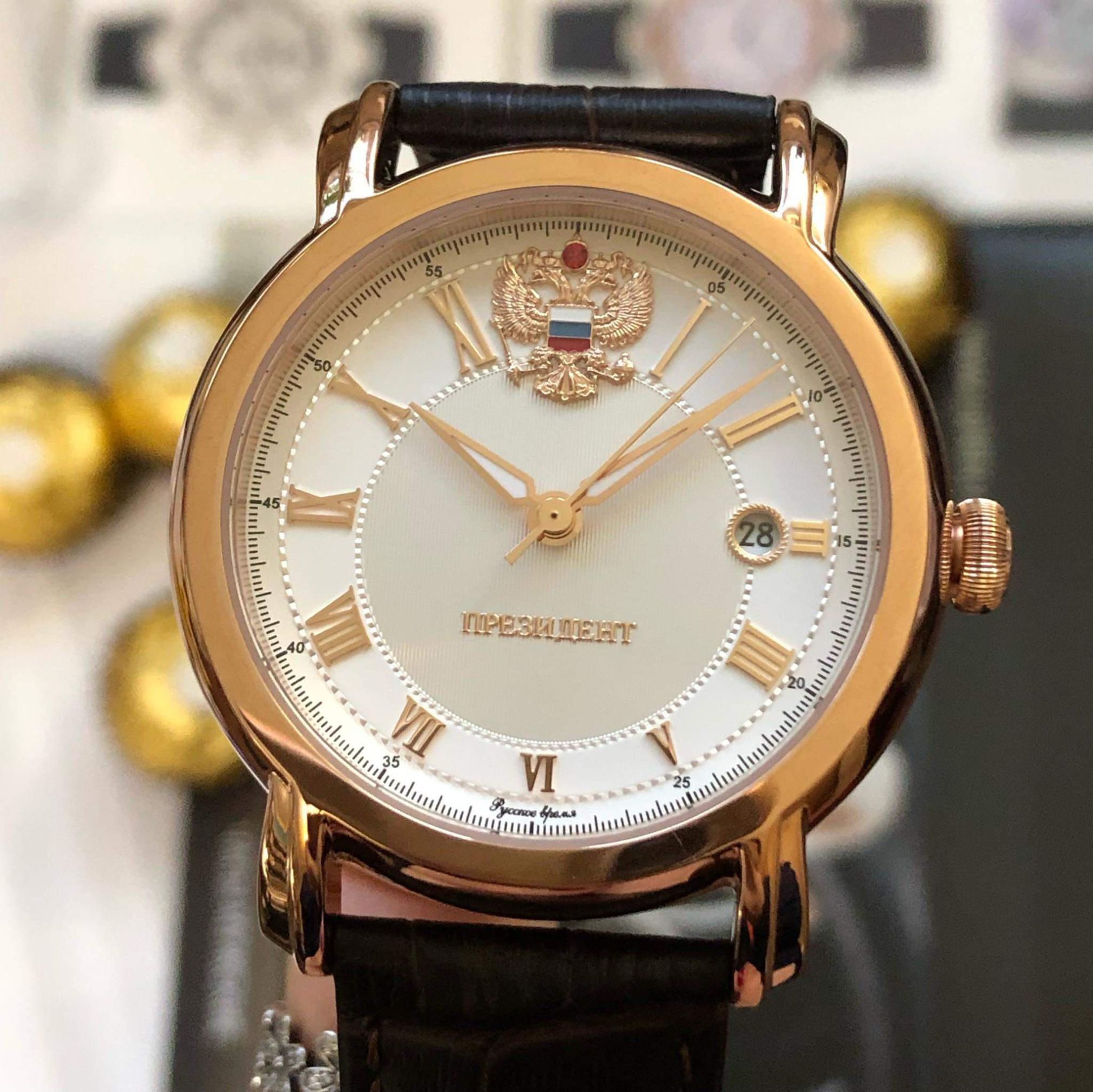 Đồng hồ tổng thống Nga được yêu thích nhất mọi thời đại 5709310 - Sự kết hợp hoàn hảo giữa độc đáo và đẳng cấp