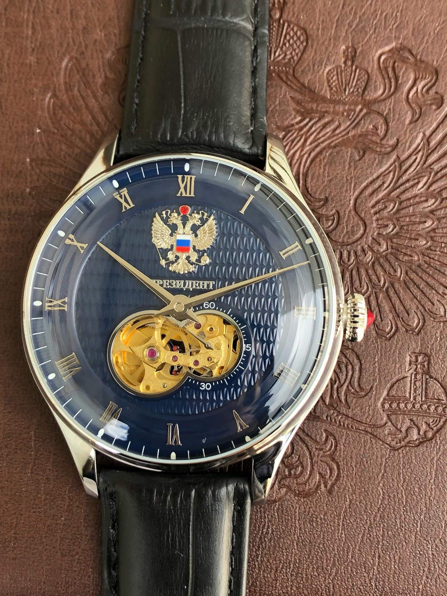 Đồng hồ Tổng thống măt xanh vỏ thép 6500150