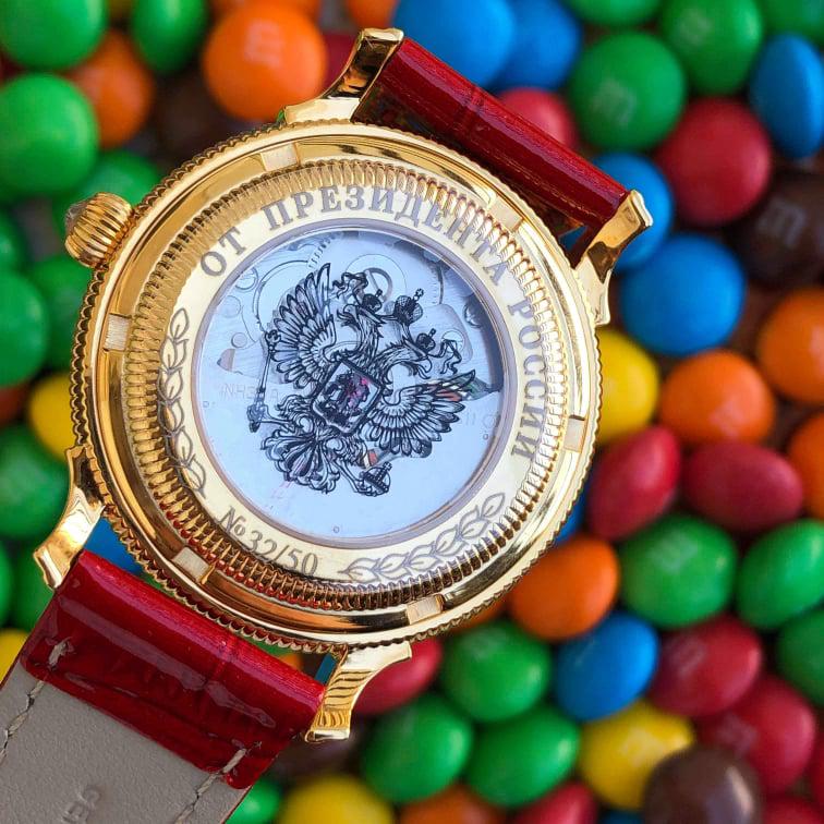 Đồng hồ Nga nữ chữ ký tổng thống hở tim 252ck057