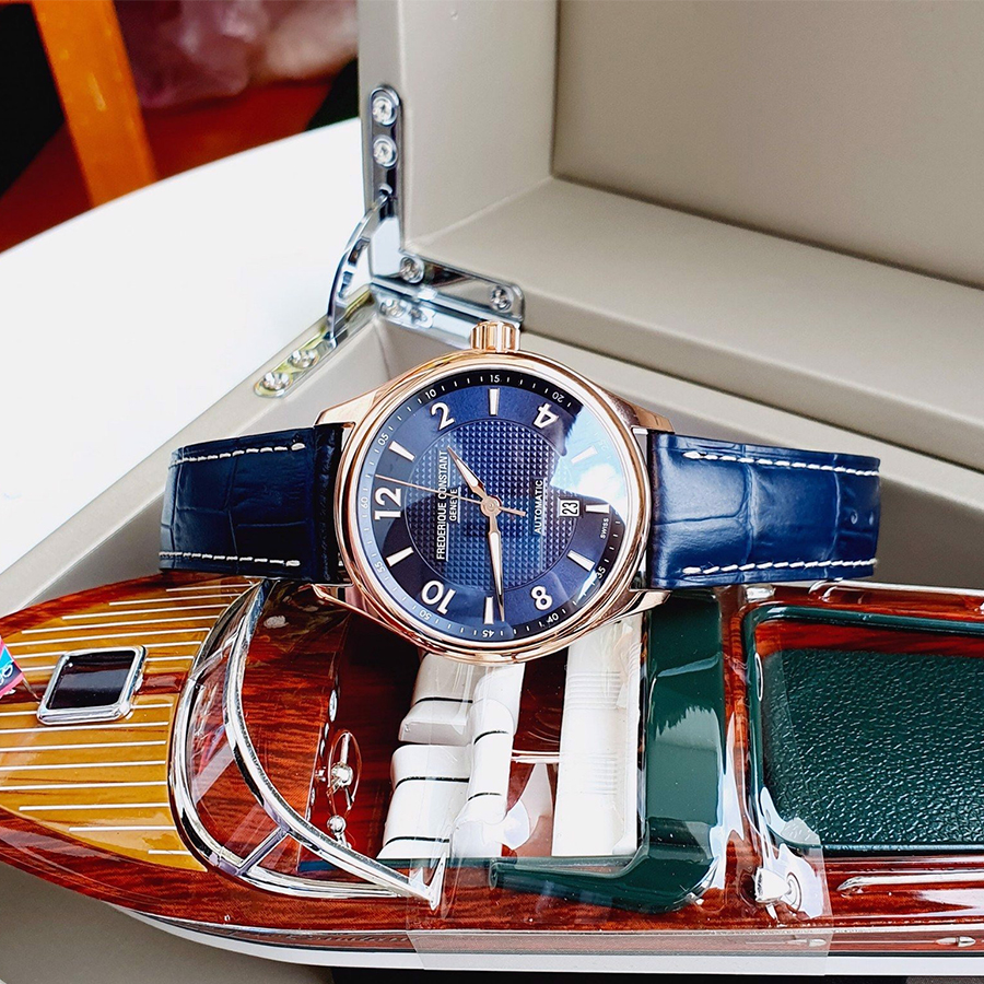 Đồng Hồ Nam Frederique Constant Runabout Automatic Limited Edition FC-303RMN5B4 Màu Xanh Navy (Hộp FC Kèm Mô Hình)