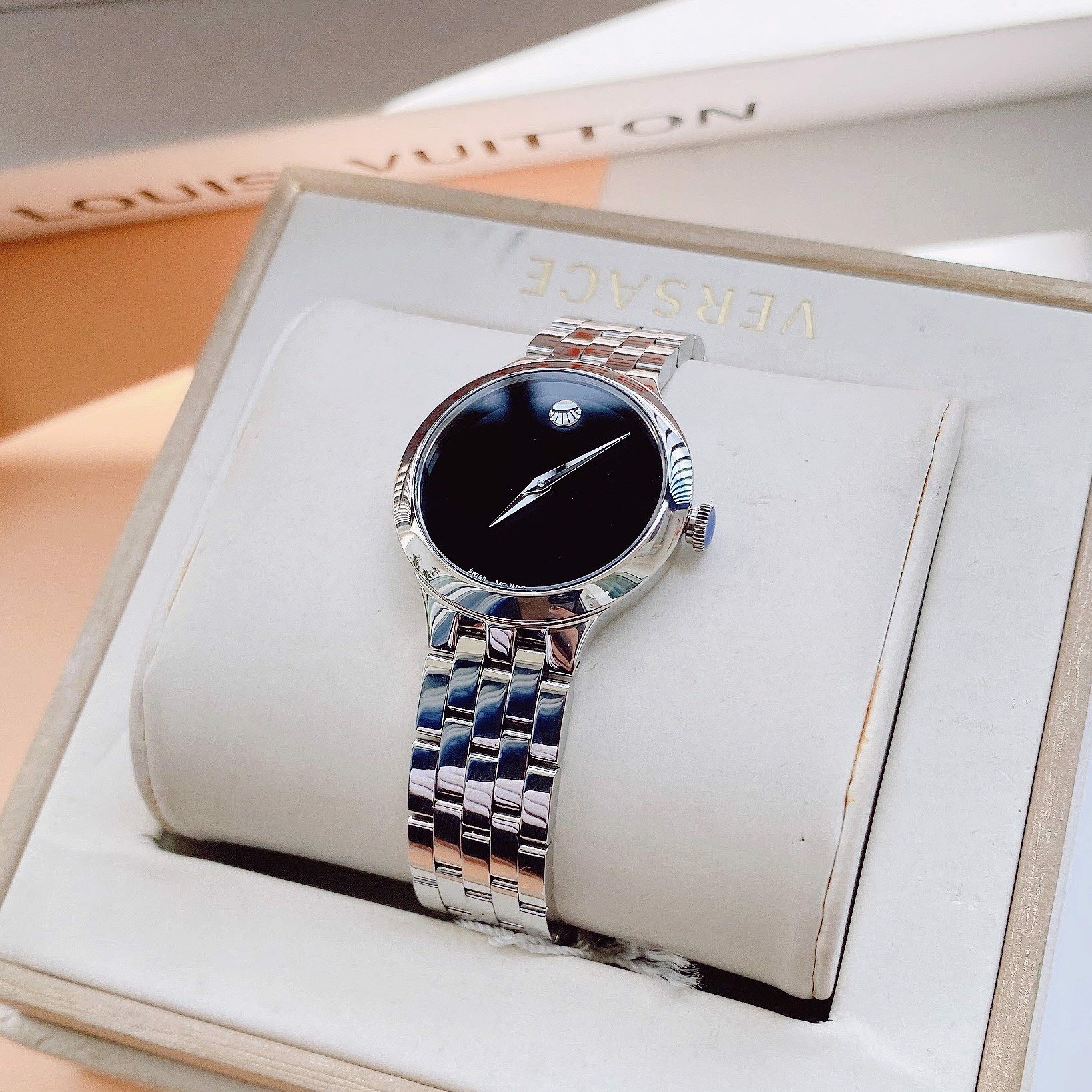 Đồng Hồ Nữ Movado Veturi Quartz Black Museum 0607415 Màu Đen Bạc