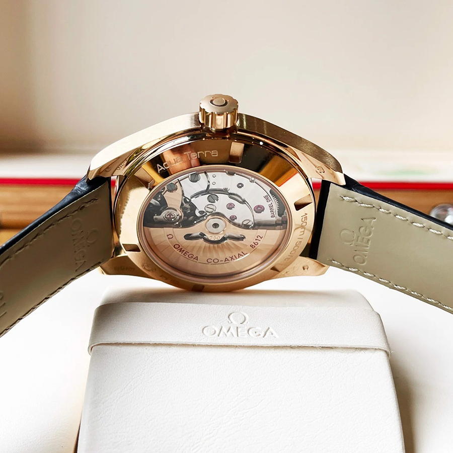 Đồng Hồ Nam Omega Seamaster Aqua Terra 150m Co-Axial Day-Date 41.5mm 18k 231.53.42.22.02.001 Màu Nâu Vàng