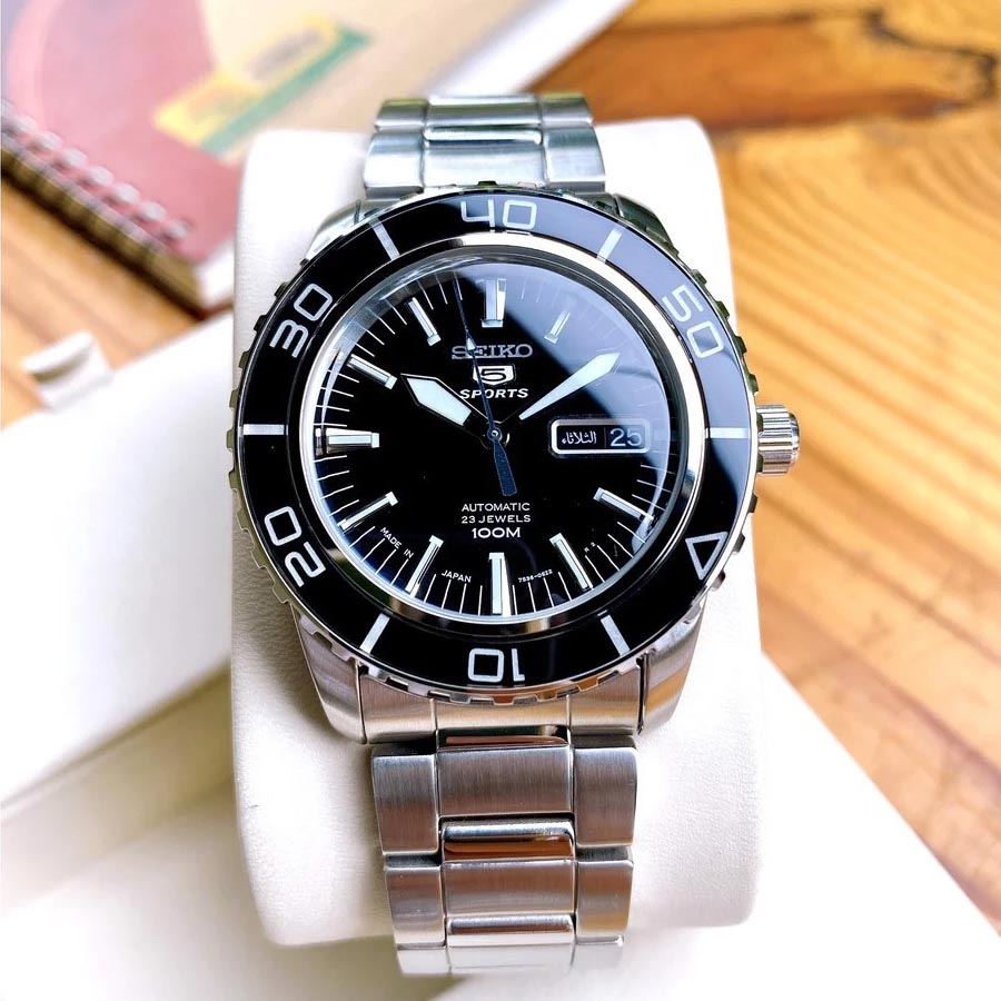 Đồng Hồ Nam Seiko 5 Sport SNZH55J1 Automatic Màu Bạc