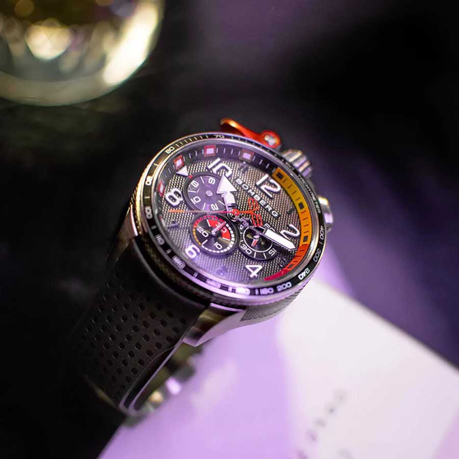 Đồng Hồ Nam Bomberg Bolt-68 Racing Black & Red BS45CHSP.059-2.10 - 45mm Màu Đen