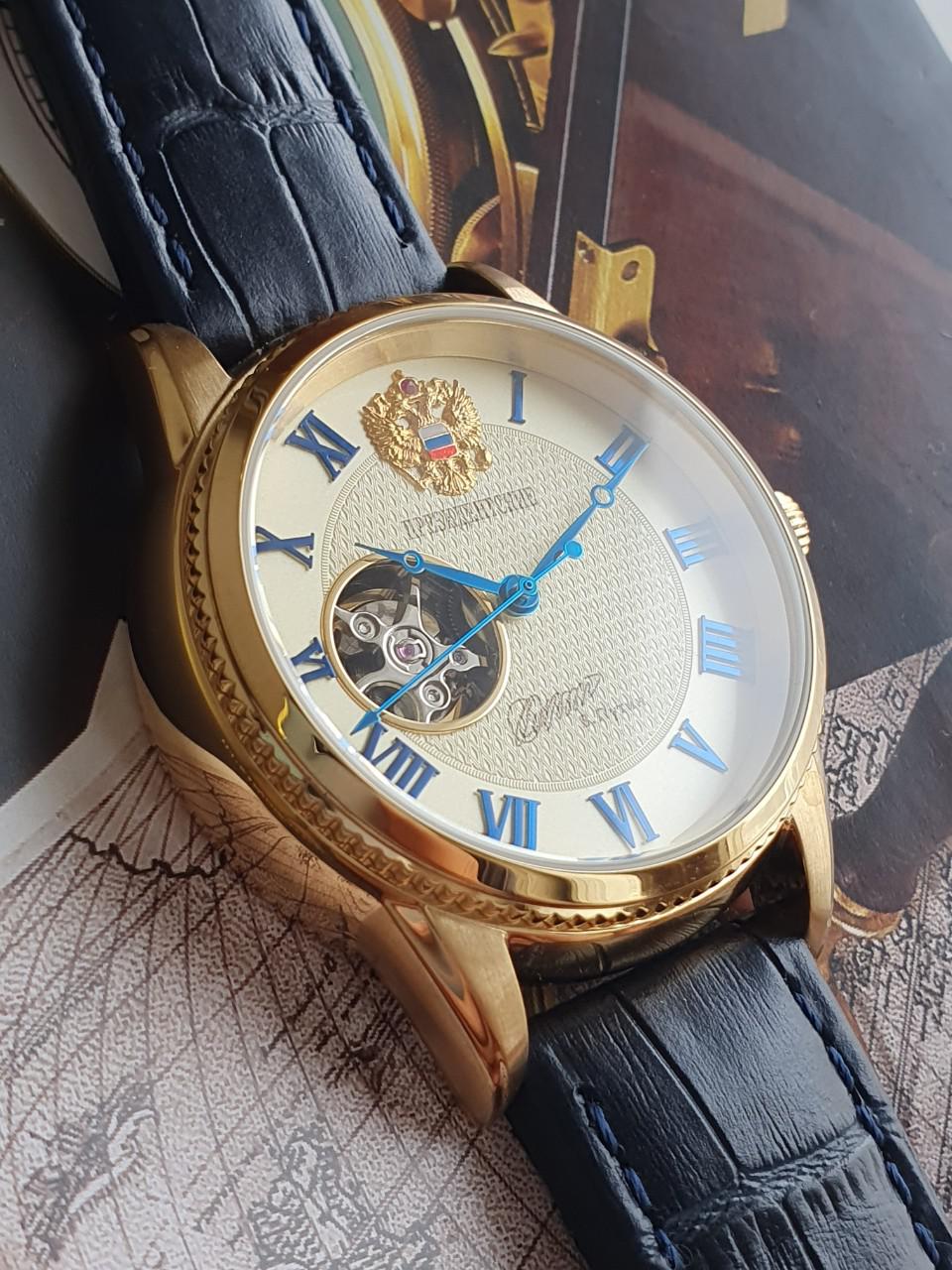 Đồng hồ Nga chính hãng 25232-02 Bản chữ ký Tổng thống hở tim kim nung xanh