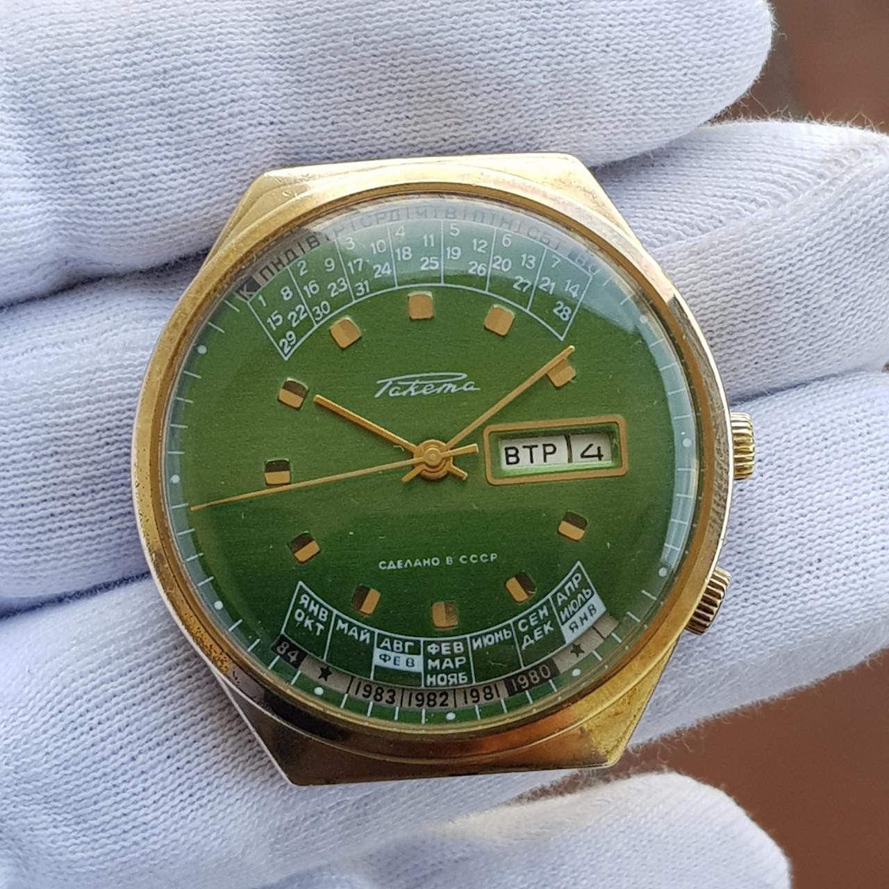 Đồng hồ đeo tay Liên Xô cổ - Niềm tự hào đồng hồ Liên Xô