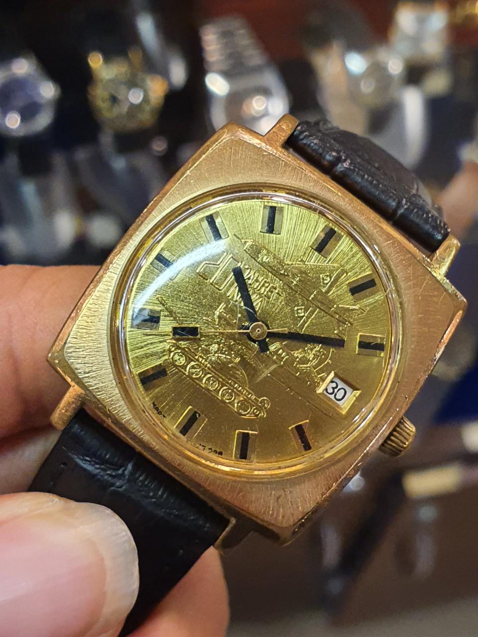 Đồng hồ Poljot cổ - Chiếc đồng hồ được Đông Đức sản xuất vô cùng hiếm