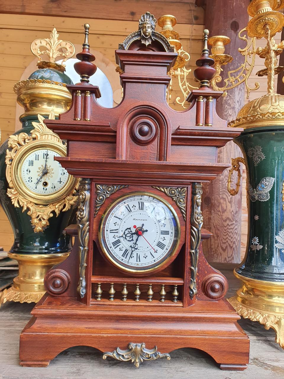 Đồng hồ để bàn Liên Xô - Những chiếc đồng hồ sưu tầm và trang trí