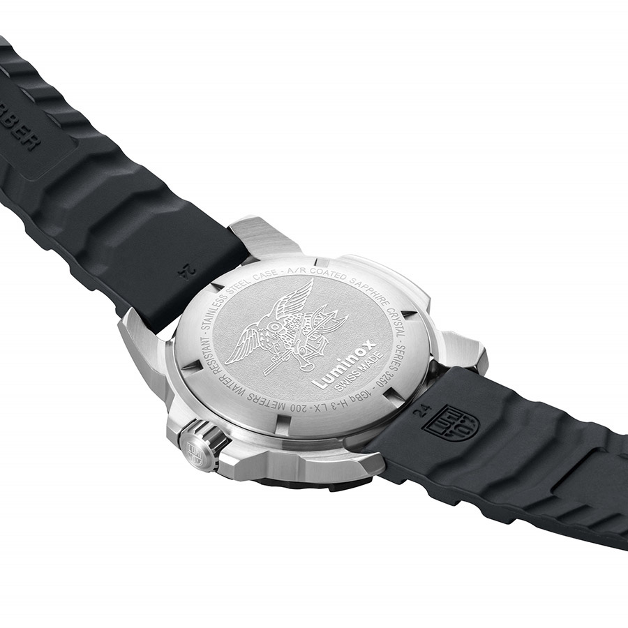 Đồng Hồ Nam Luminox Navy SEAL Steel, 45mm, Diver Watch 3251.CB Màu Đen Bạc