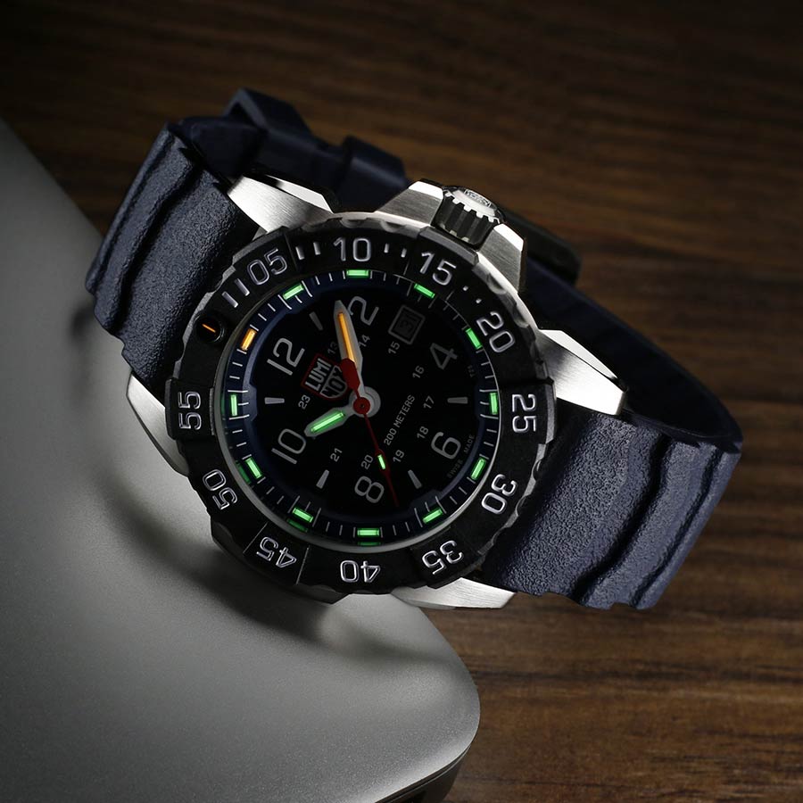 Đồng Hồ Nam Luminox Navy SEAL Steel, 45mm, Military Dive Watch 3253 Màu Xanh Bạc