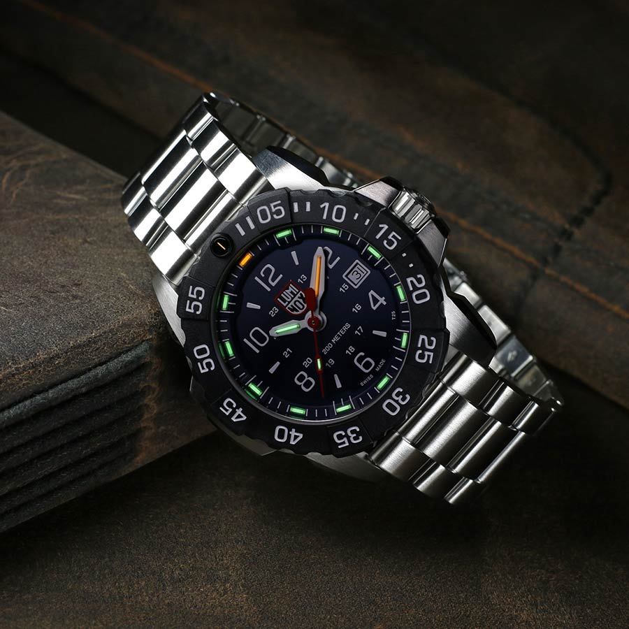 Đồng Hồ Nam Luminox Navy SEAL Steel, 45mm, Military Dive Watch 3254 Màu Bạc