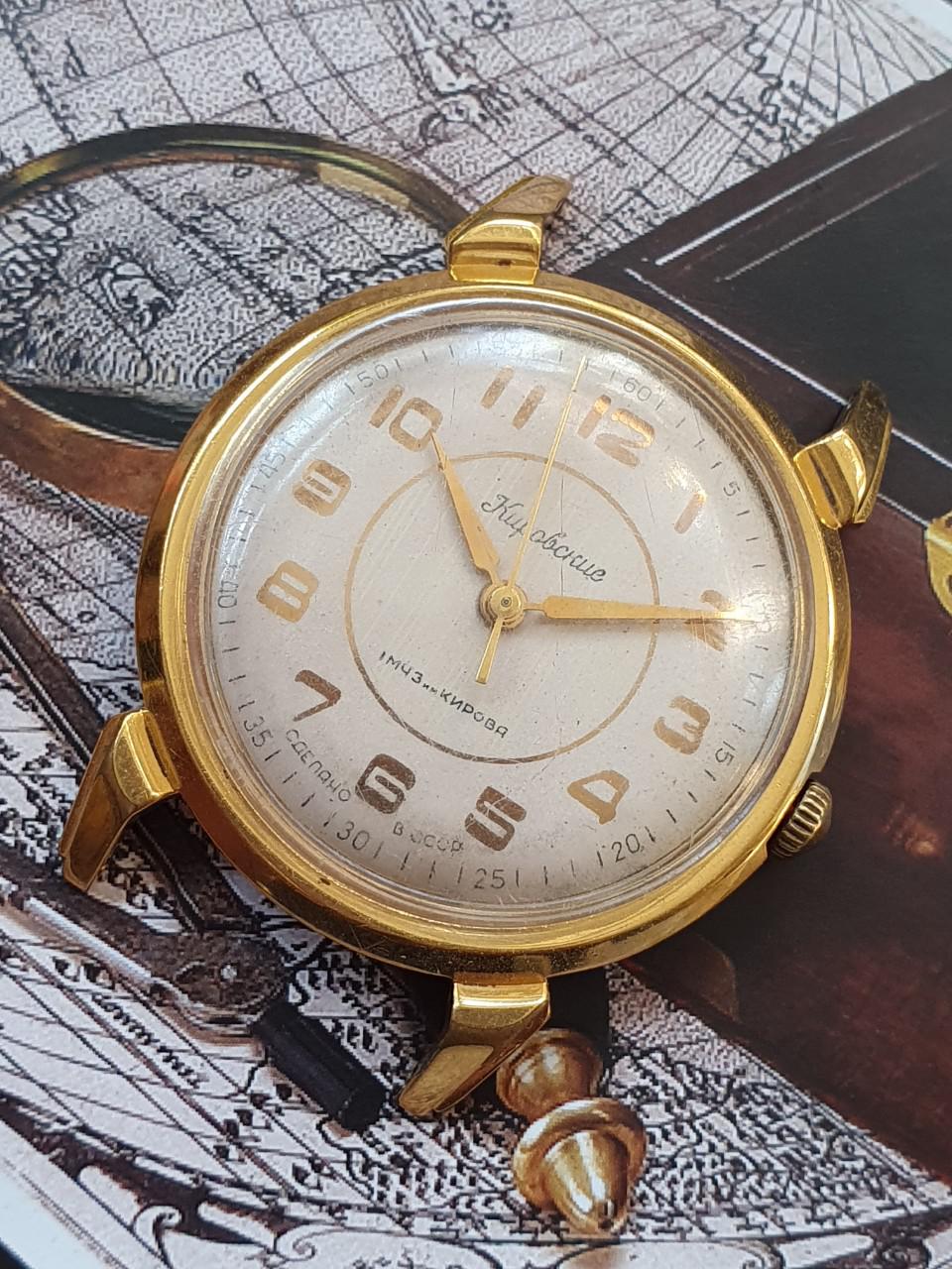 Đồng hồ Nga Kirov càng gãy 16 jewels bọc vàng