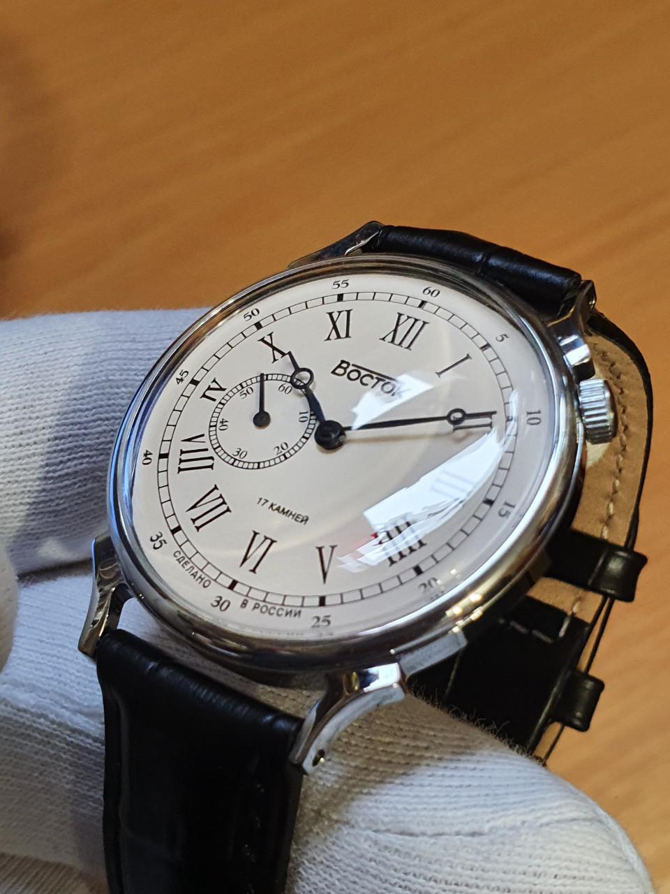 Đồng hồ Vostok dáng cổ điển 581883