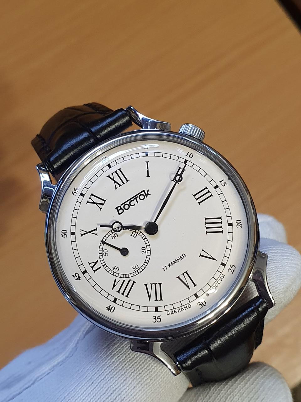 Đồng hồ Vostok dáng cổ điển 581883
