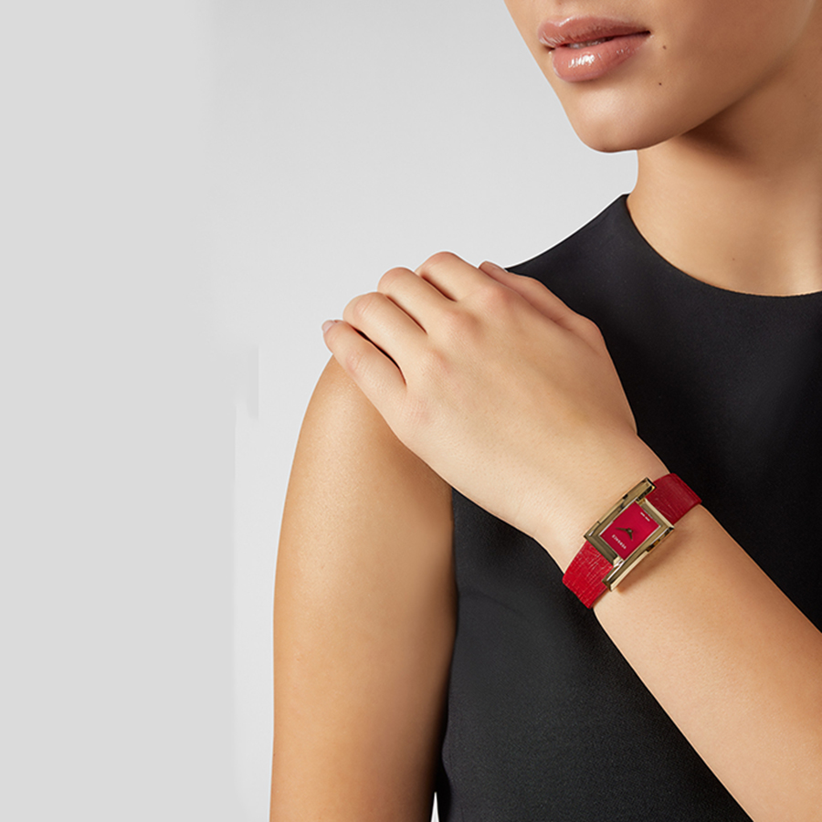 Đồng Hồ Nữ Versace Greca Icon VELU00319 Màu Đỏ