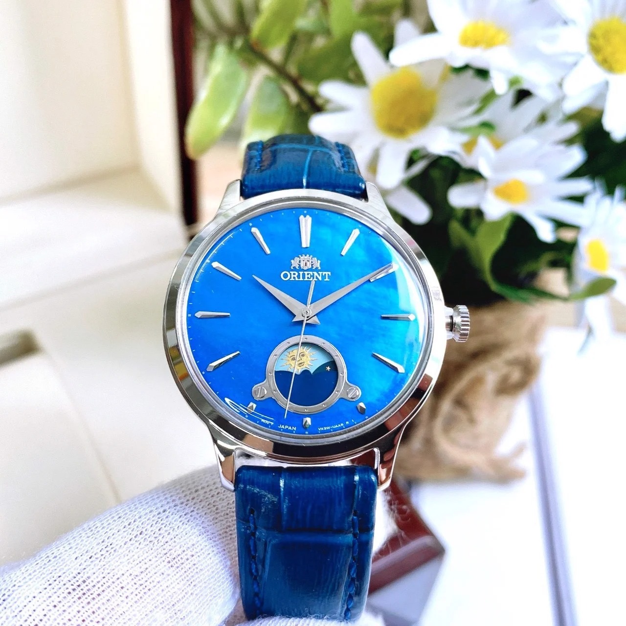 Đồng Hồ Nữ Orient Sun And Moon RA-KB0004A10B Màu Xanh