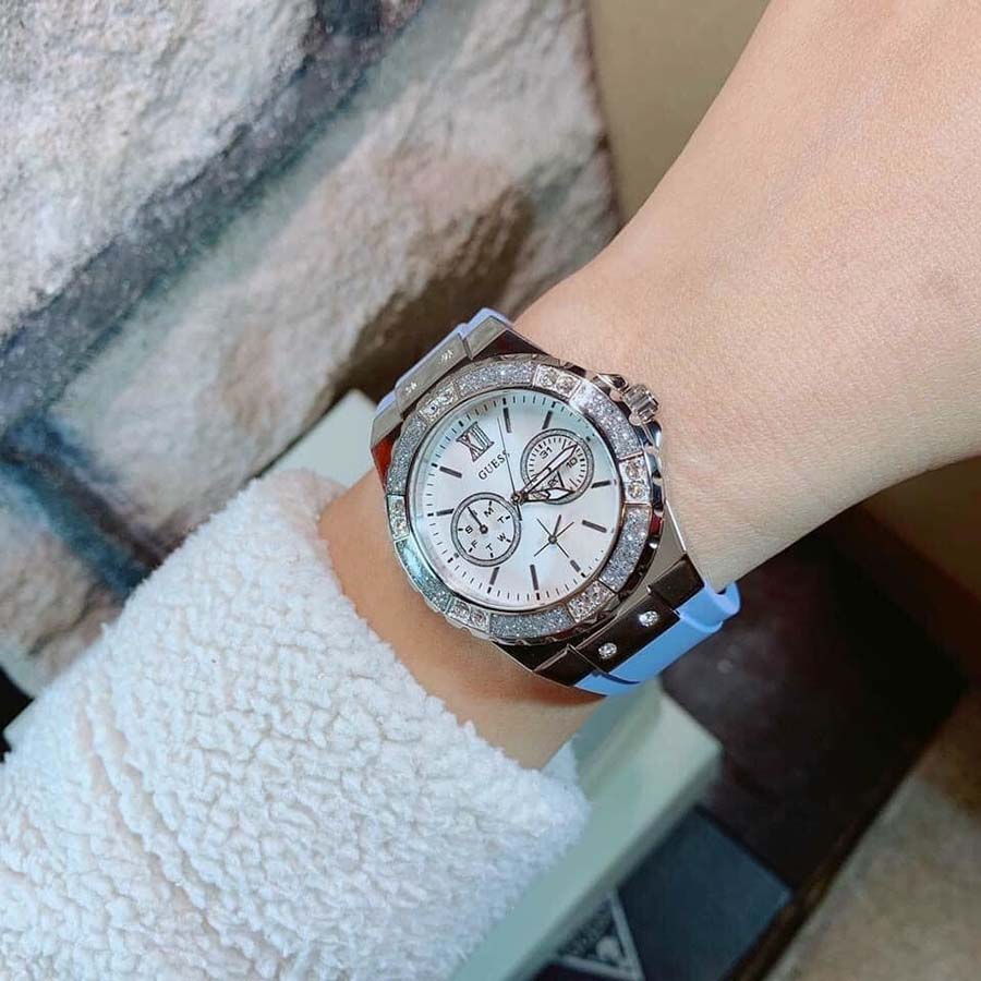 Đồng Hồ Nữ Guess Limelight U1053L5 Màu Xanh Bạc