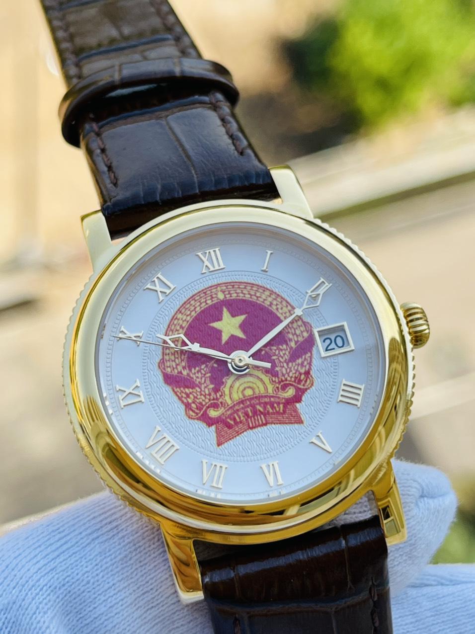 Đồng hồ Poljot bản kỷ niệm Quốc huy Việt Nam 252VN127