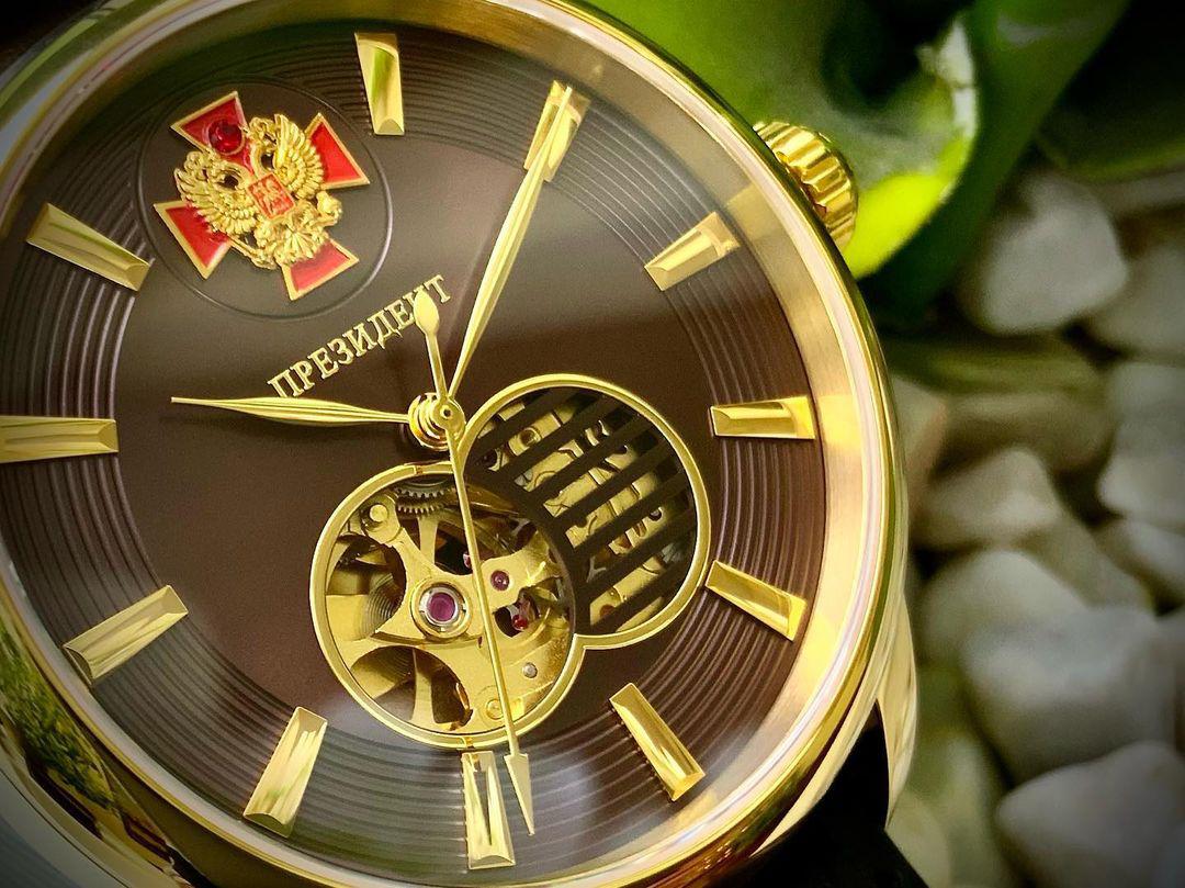 Đồng hồ automatic - Tổng thống Nga 3916092