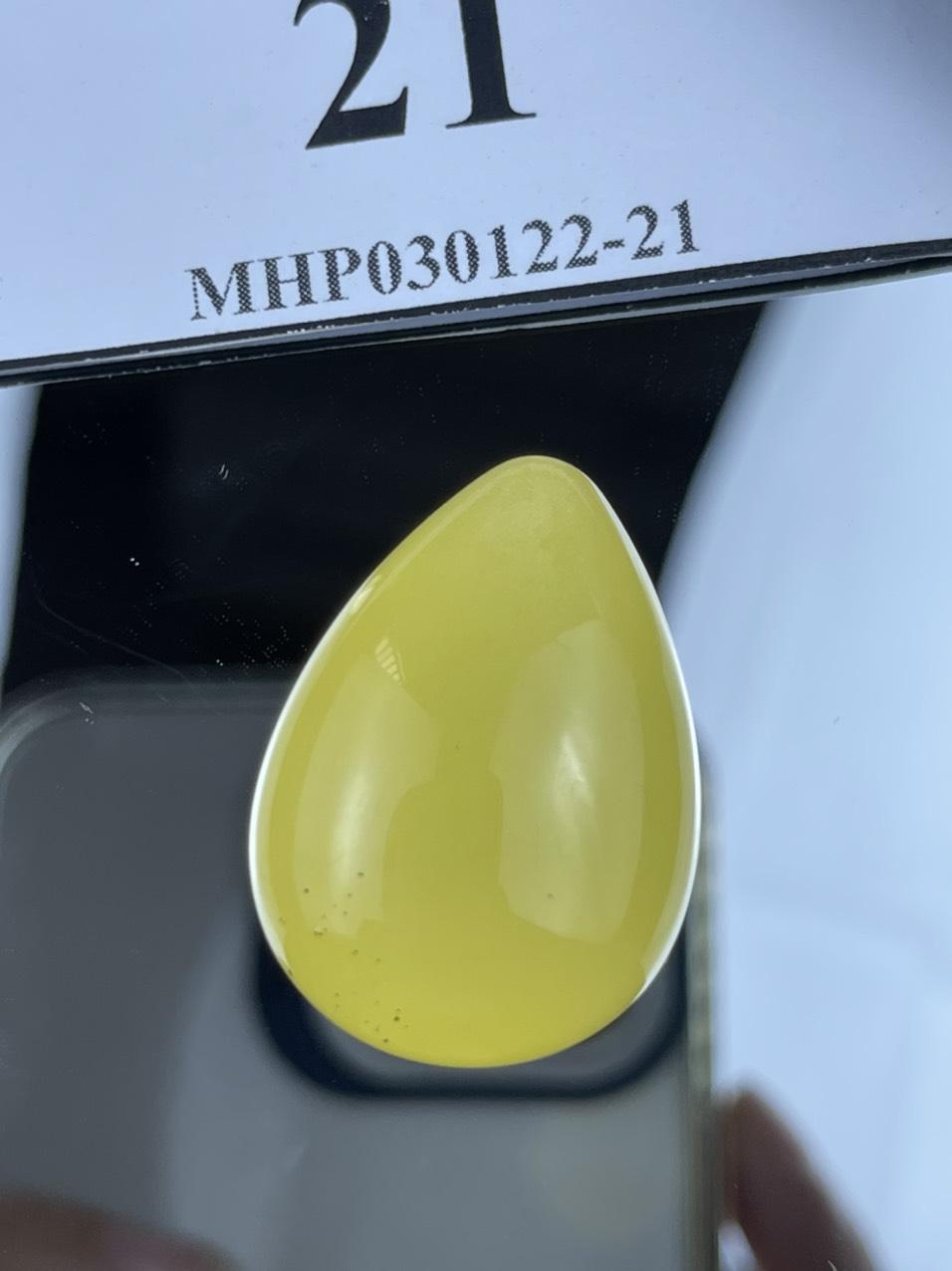Mặt dây chuyền Hổ phách MHP030122-21