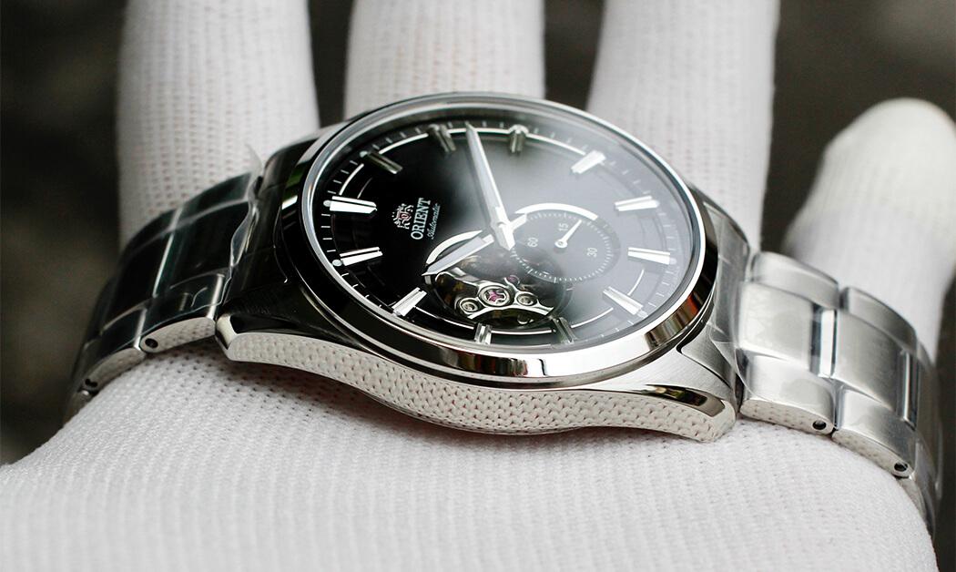 Đồng hồ Orient Small Second Open Heart RA-AR0002B10B