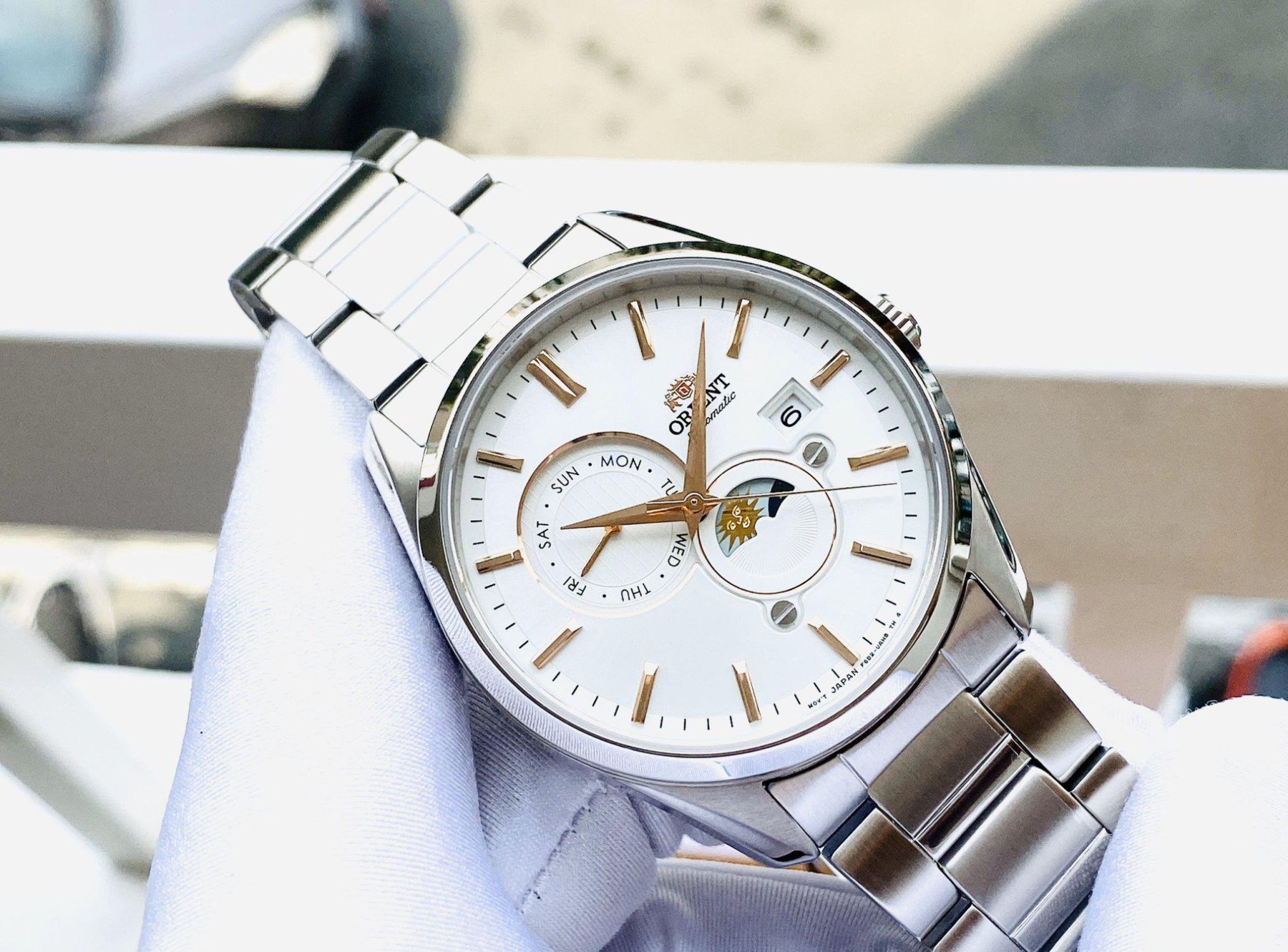 Đồng hồ ORIENT SUN & MOON GEN 5 RA-AK0306S10B