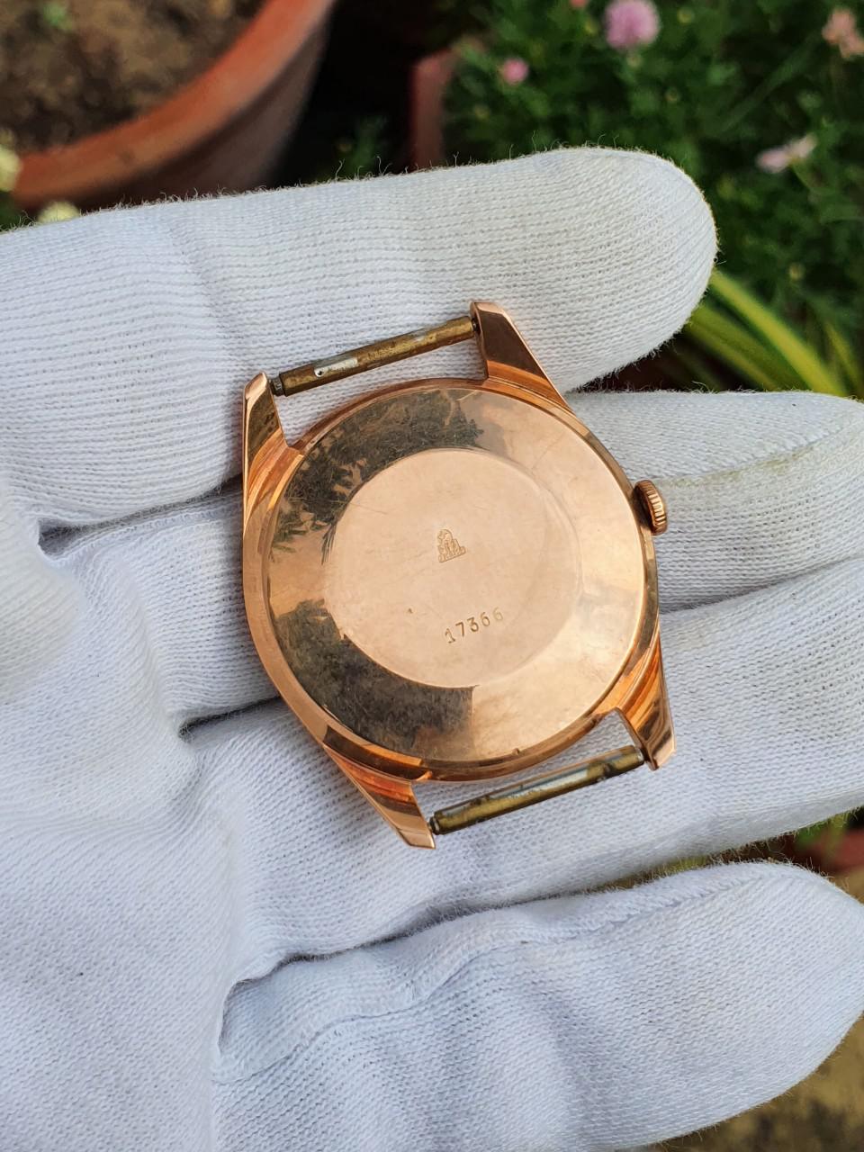 Đồng hồ cổ Poljot 29 jewels vàng đúc 583 lịch lúp automatic mặt vàng nhẹ