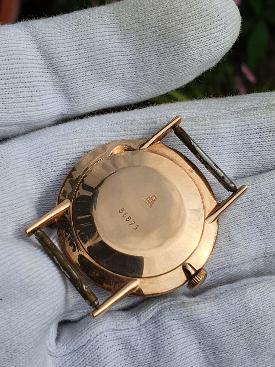Đồng hồ cổ Poljot 23 jewels vàng đúc nguyên khối máy vàng 2209