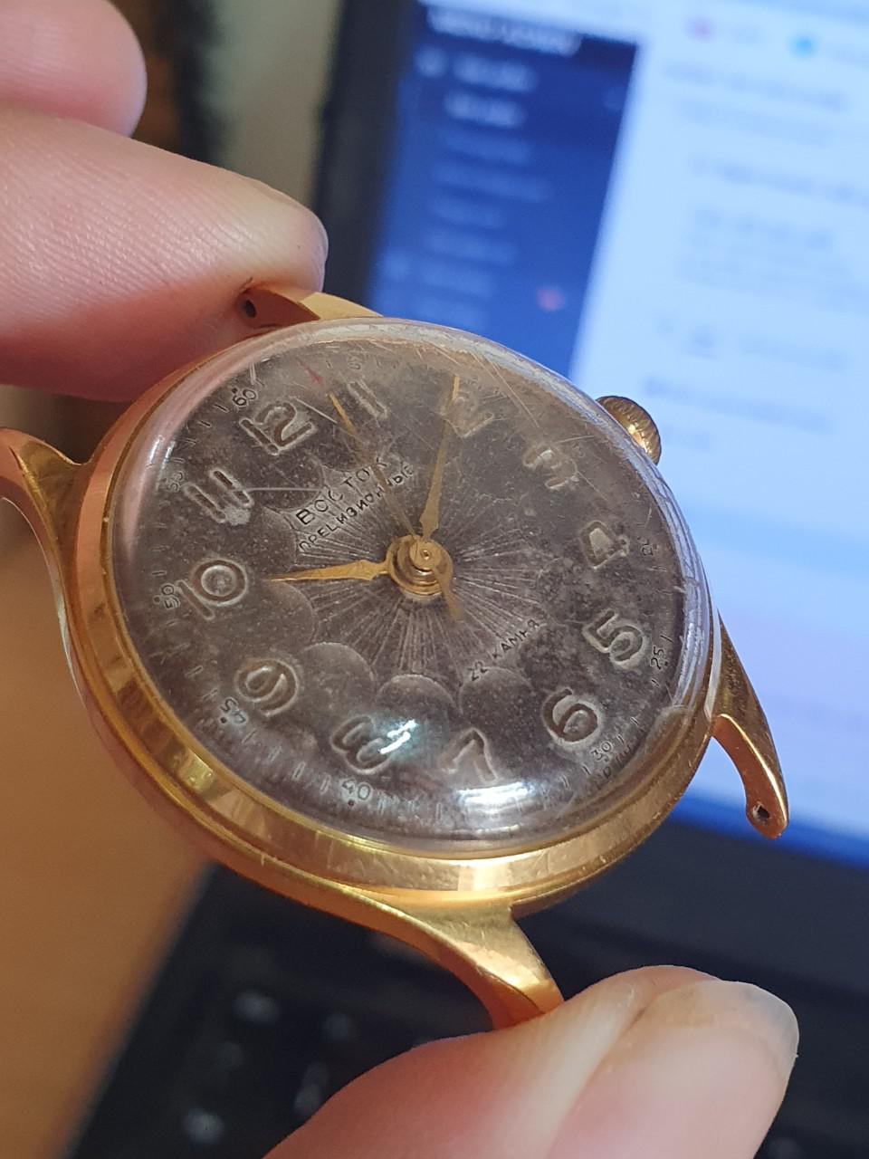 Đồng hồ Vostok 2809 22 jewels máy vàng siêu chính xác
