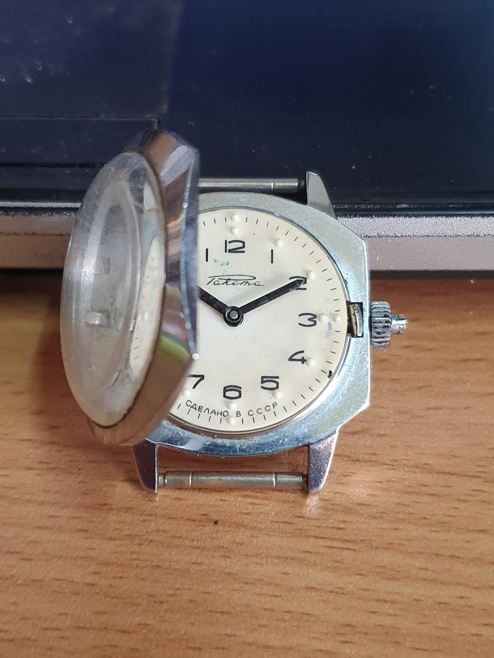 Đồng hồ Raketa dành cho người khiếm thị