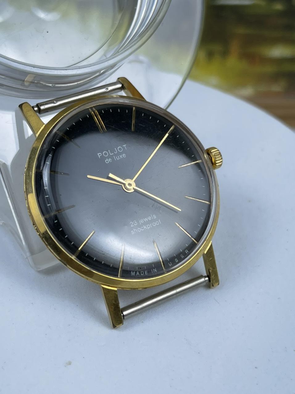 Đồng hồ Poljot 23 jewels mặt đen bao công máy vàng 2209