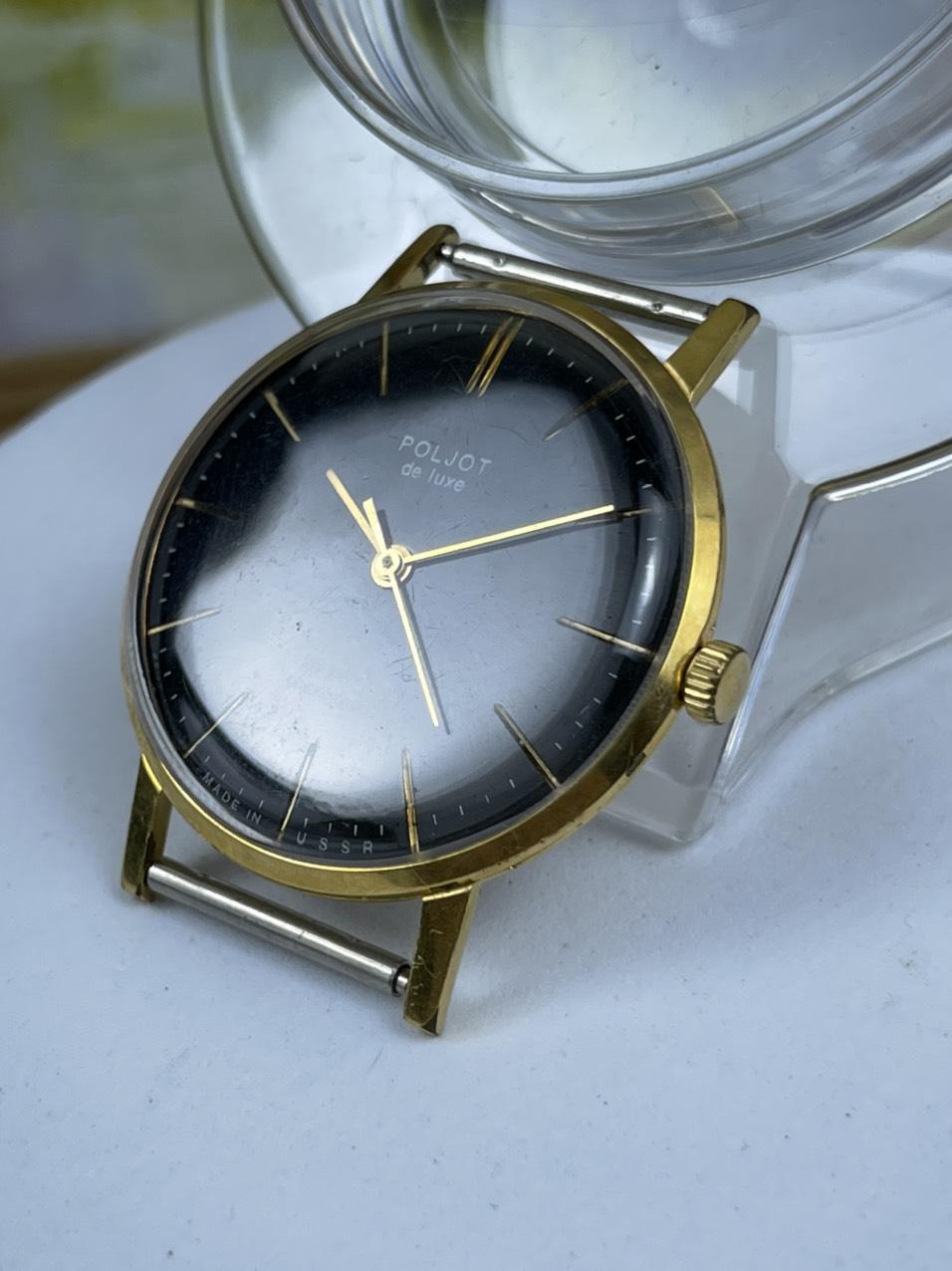 Đồng hồ Poljot 23 jewels mặt đen bao công máy vàng 2209