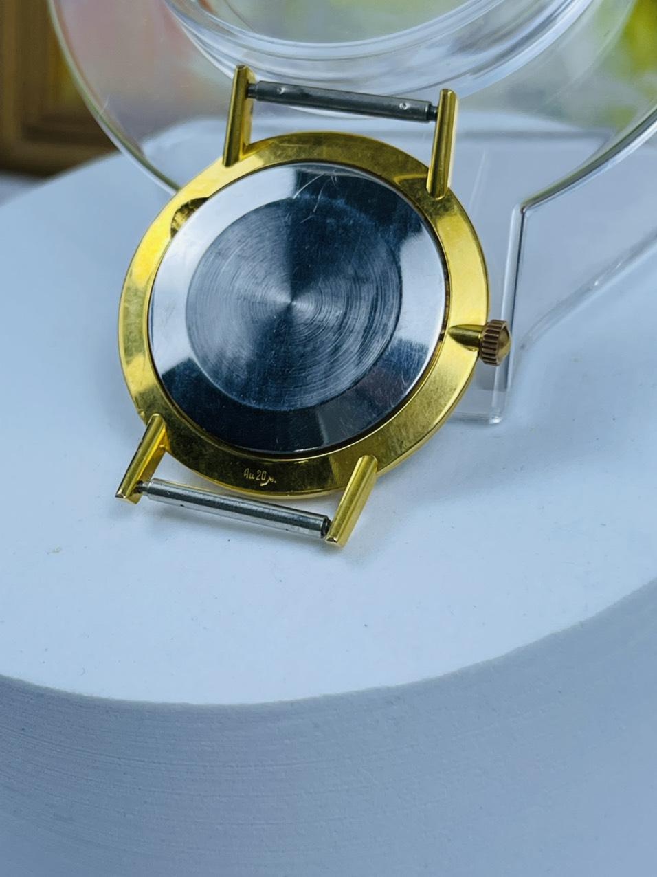 Đồng hồ Liên Xô Poljot 23 jewels cọc số xen kẻ
