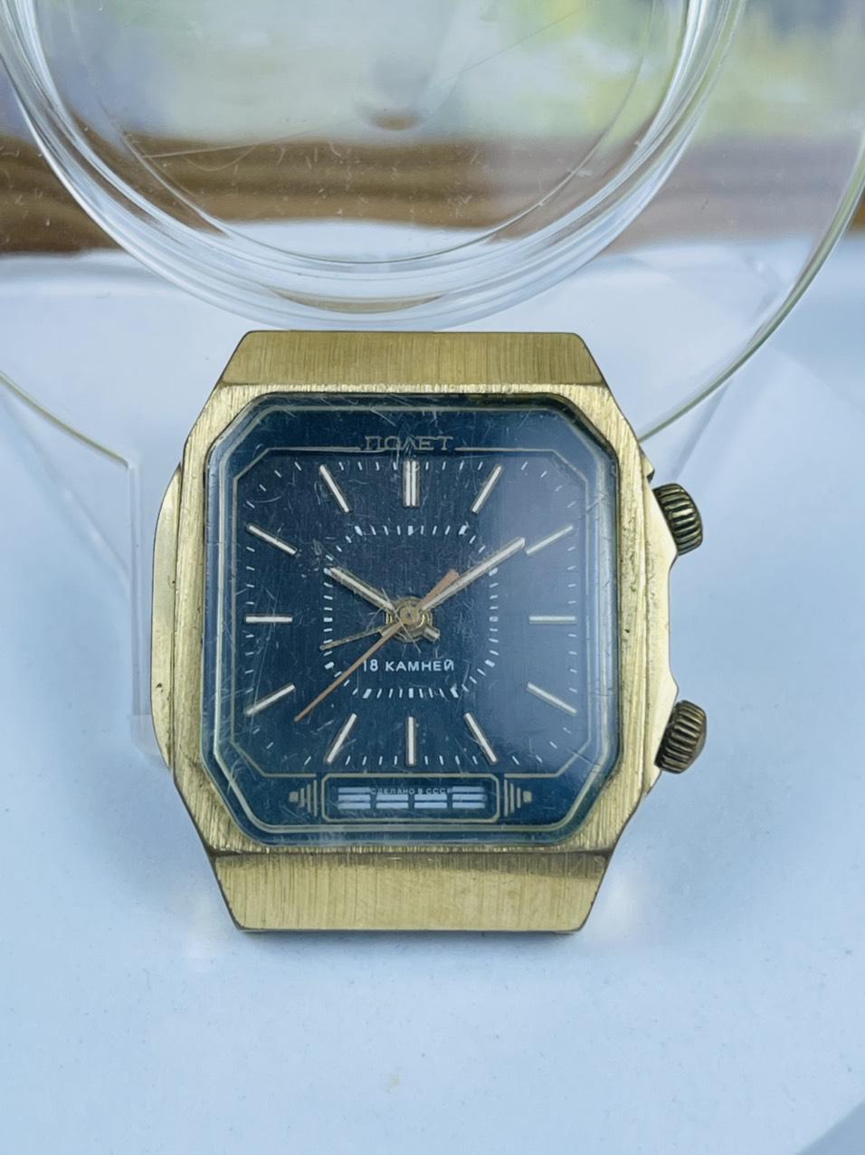 Đồng hồ Poljot chuông reo 18 jewels dáng tivi hiếm mặt đen